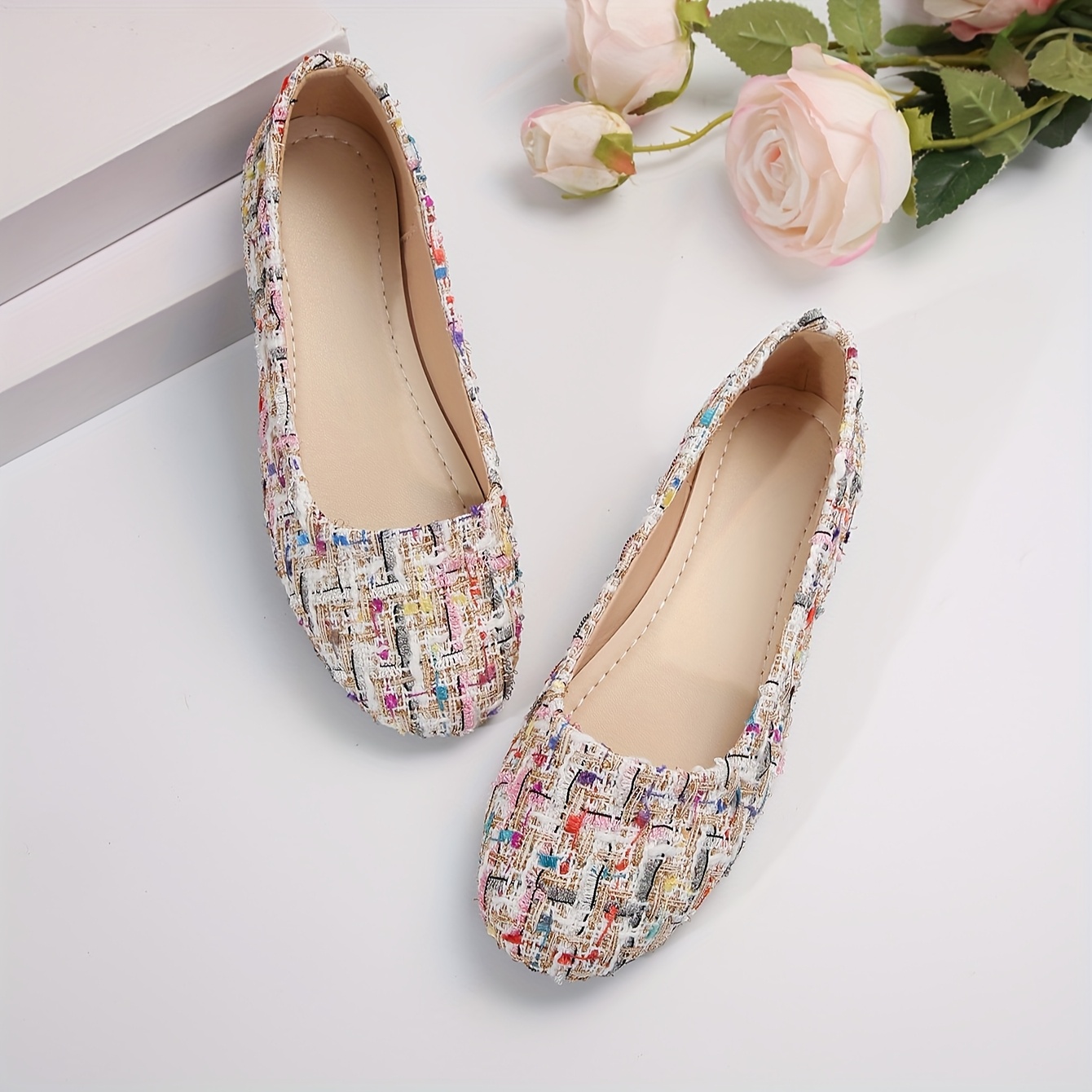 spring autumn new womens flat shoes fashion floral     womens shoes comfortable lightweight shallow mouth slip on bean shoes size 35 43 plus size womens shoes women shoes