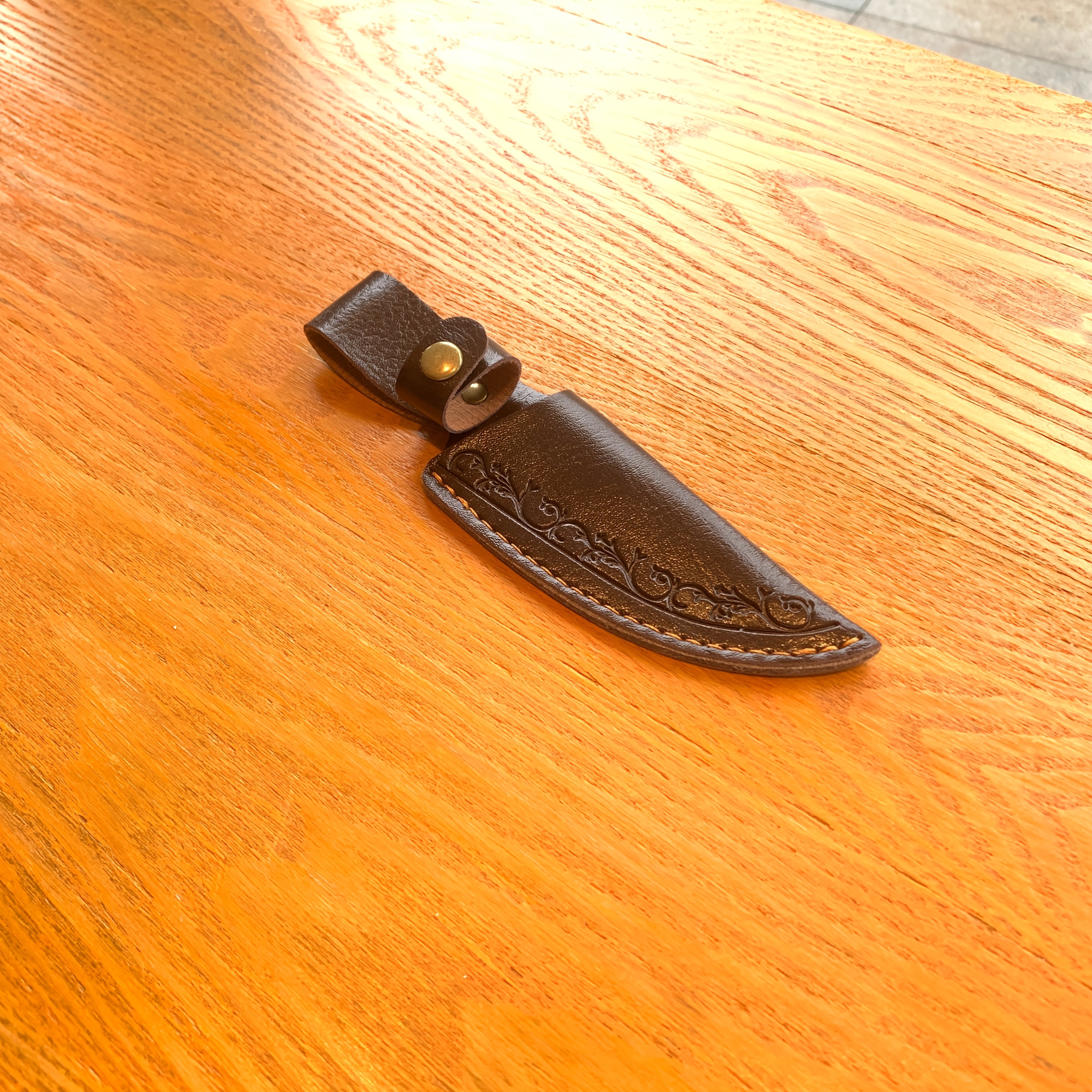 Image of 1pc Chef's Knife Sheath, Accessories Only, Knife Not Included. Thickened And Durable With Exquisite Carved Design. Suitable For Camping, Outdoor Cooking, And Picnics