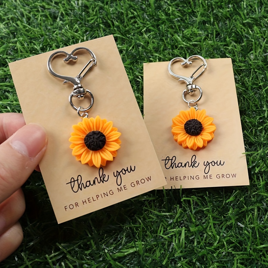 

1pc Acrylic Sunflower Keychain With Heart-shaped Lobster Clasp - Appreciation Gift With 'thank You For Helping Me Grow' Card - Rustic Teacher, Mentor, Thank You Accessory