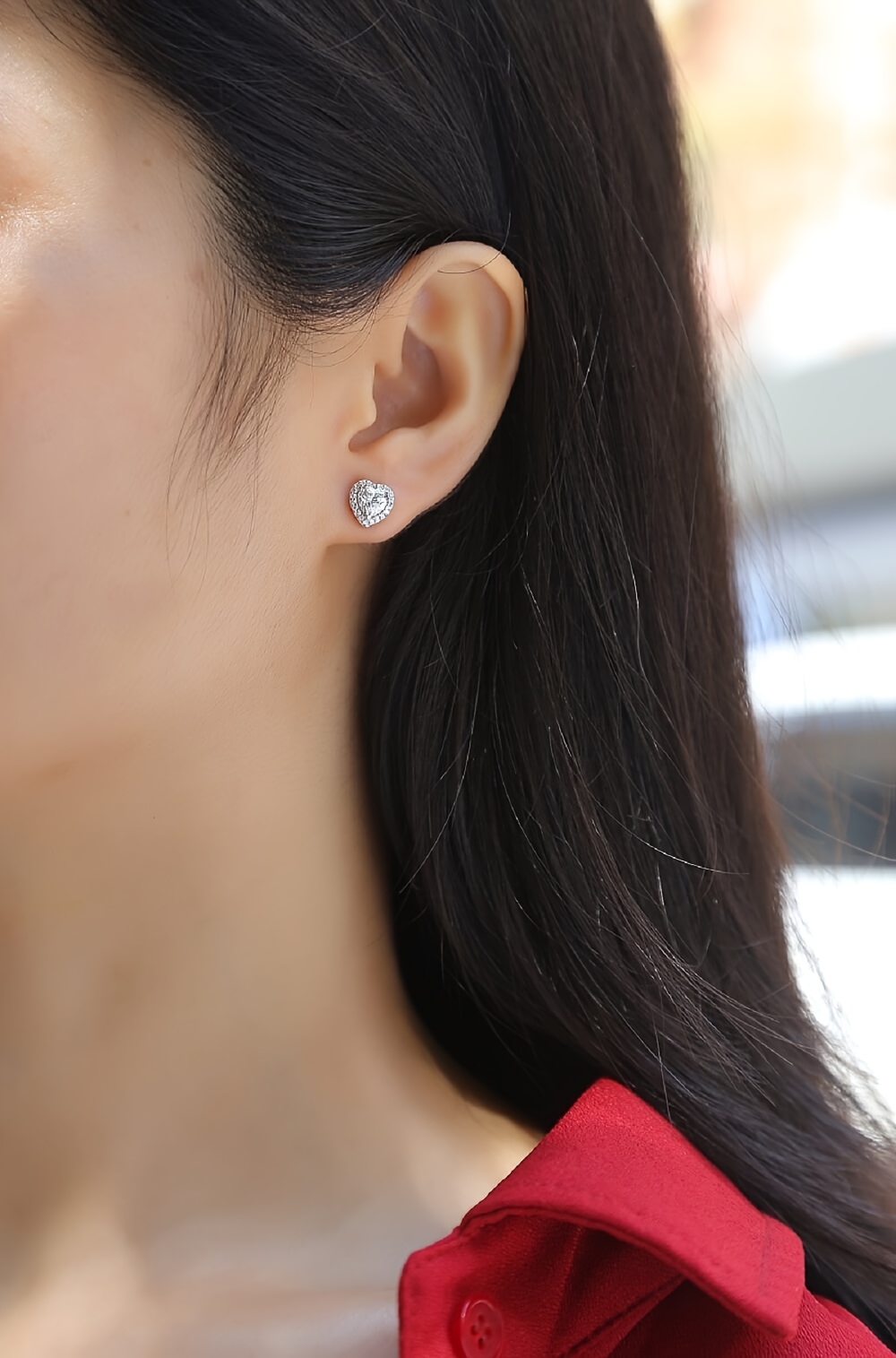 莫桑钻和锆石的区别是什么图片，莫桑钻跟锆石有什么区别