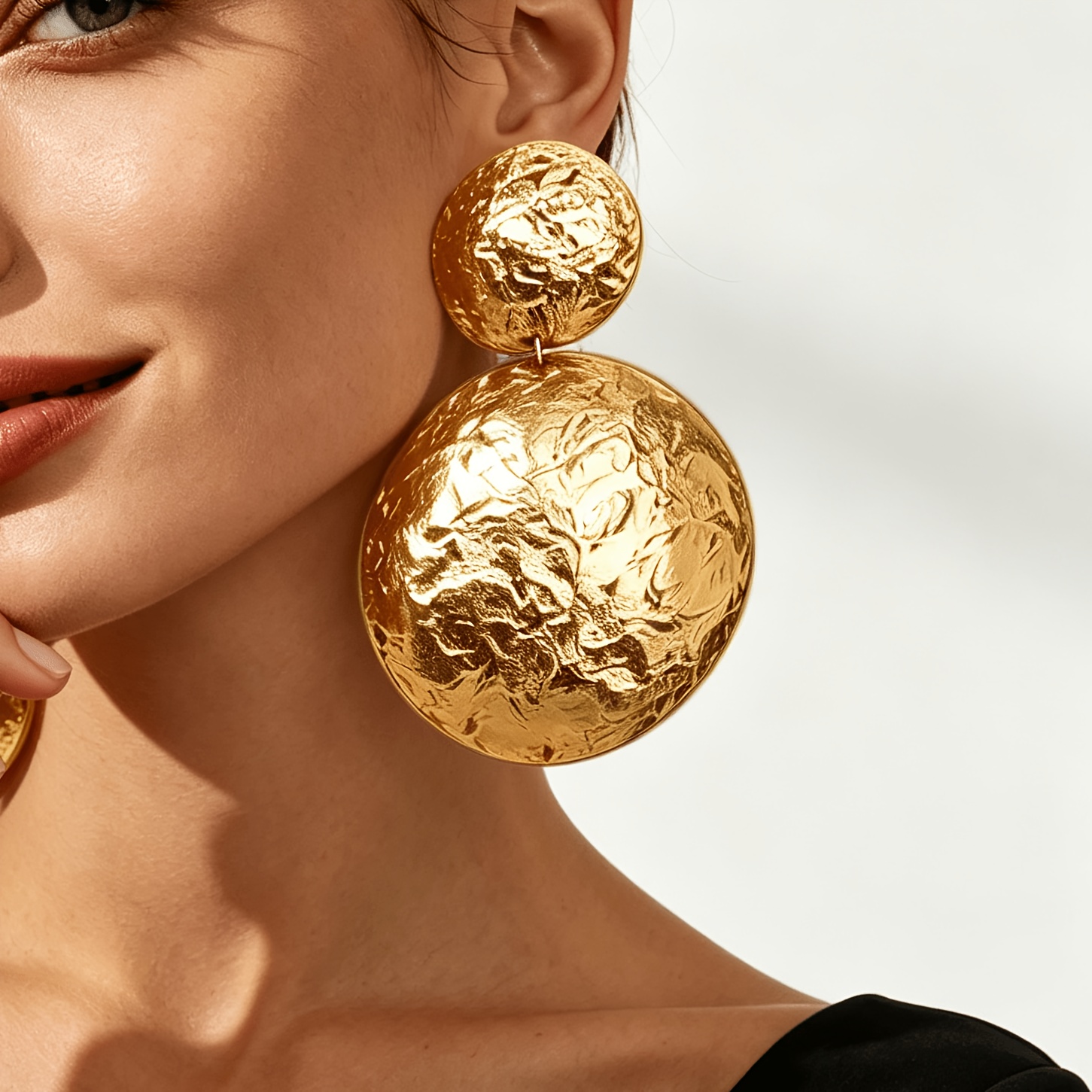 TEMU A Pair Of Women's Fashionable Earrings Featuring /textured Patterned Convex Metal Round-sized Combination Drop Earrings, Simple, Elegant, And
