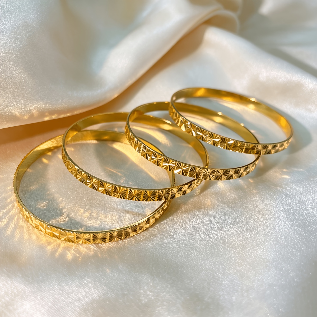 TEMU 4pcs Set Of High-quality Women's Geometric Bracelets, Minimalist Style Jewelry, Suitable For Daily Wear, Hypoallergenic, Women's Jewelry, A