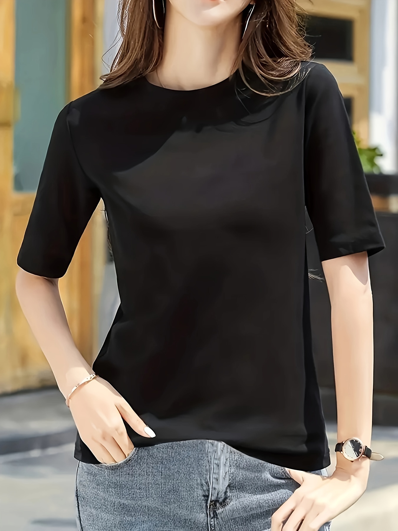 Women's Stretchy Slim-Fit Mid-Sleeve T-Shirt - Lightweight Round Neck Casual Top, Solid Color All-Season Layering Essential, Machine Washable, Versatile Clothing, Sensual Fit Tee, Easycare Material