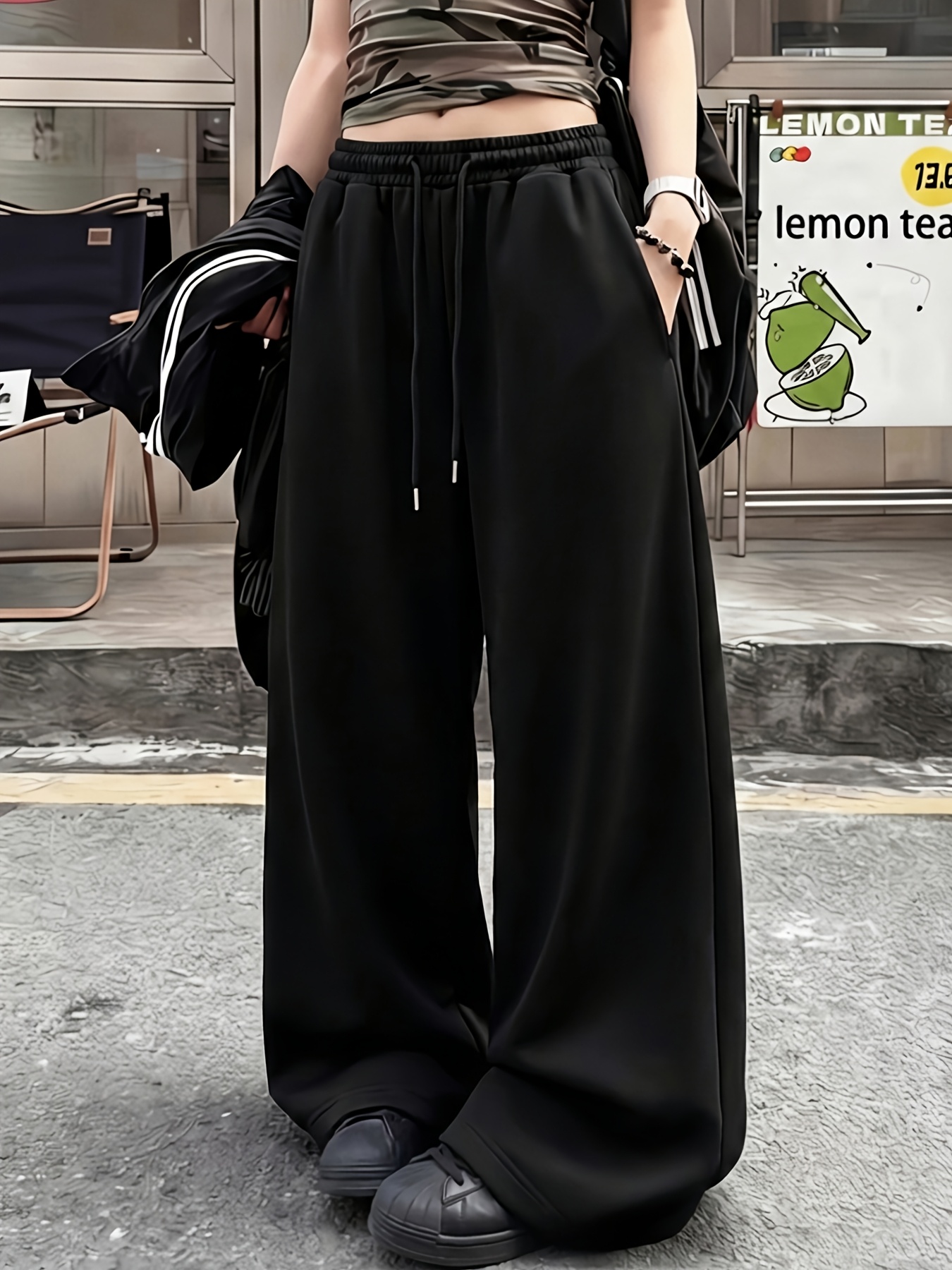 y2k sweatpants sold on Temu Canada