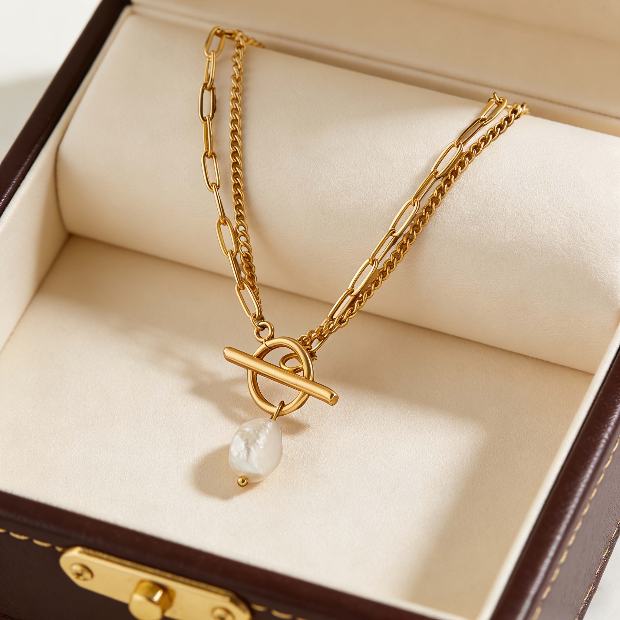 E-shop ., Elegante Retro Kubanische Roc Unregelmäßige Perlen Anhänger OT Schnalle Kette Halskette, Hergestellt aus 304 Edelstahl Material, Exquisite