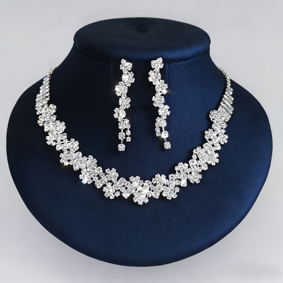 TEMU A Luxurious And Exquisite Set Of Sparkling Rhinestone Necklace, Bracelet, Ring, And Earrings For Brides.