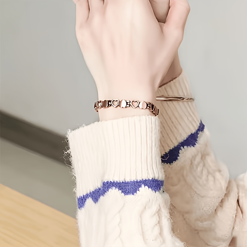 Versatile Elegant Retro Heart-Shaped Bracelet, Daily Accessory