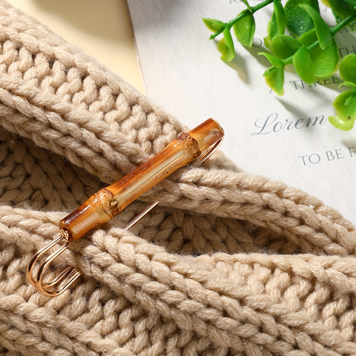 

Bamboo Style Safety Pin Brooch For Sweaters, Scarves, Shawls - Golden Color - Large Vintage Feather Pin Clasp - Sewing Accessories - 1pc