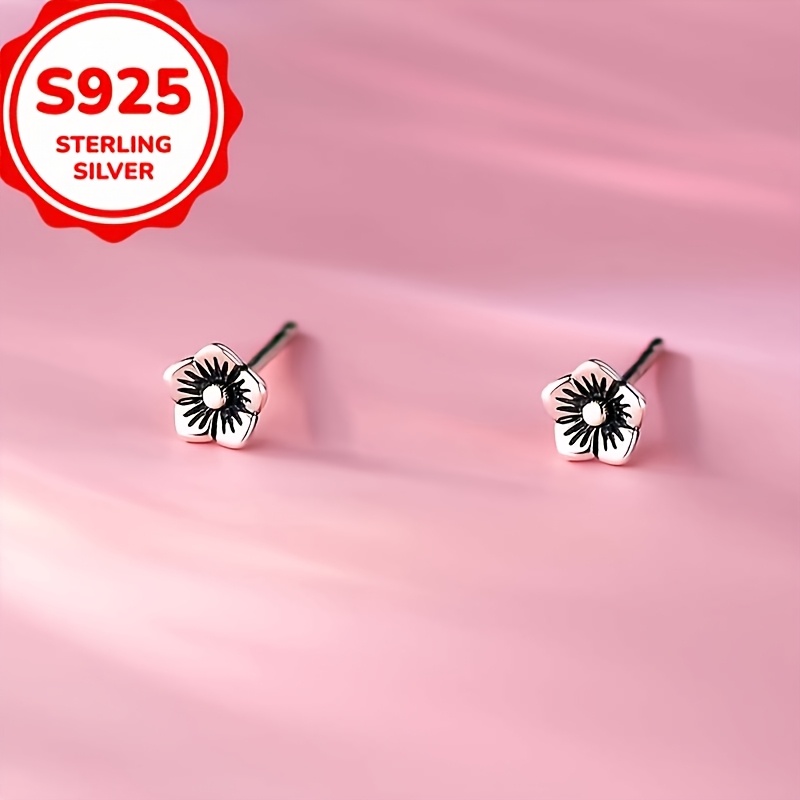 925 Earrings Women's Mini Compact Easy Temperament Sweet Small Sense Earrings Ear Piercing Additions