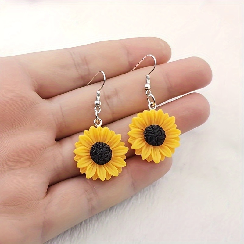 E-shop Paar Sonnenblumen-Ohrringe, Frische Gänseblümchen Ohrringe, Niedliche Blumenschmuck für Frauen und Schwestern Geschenkset