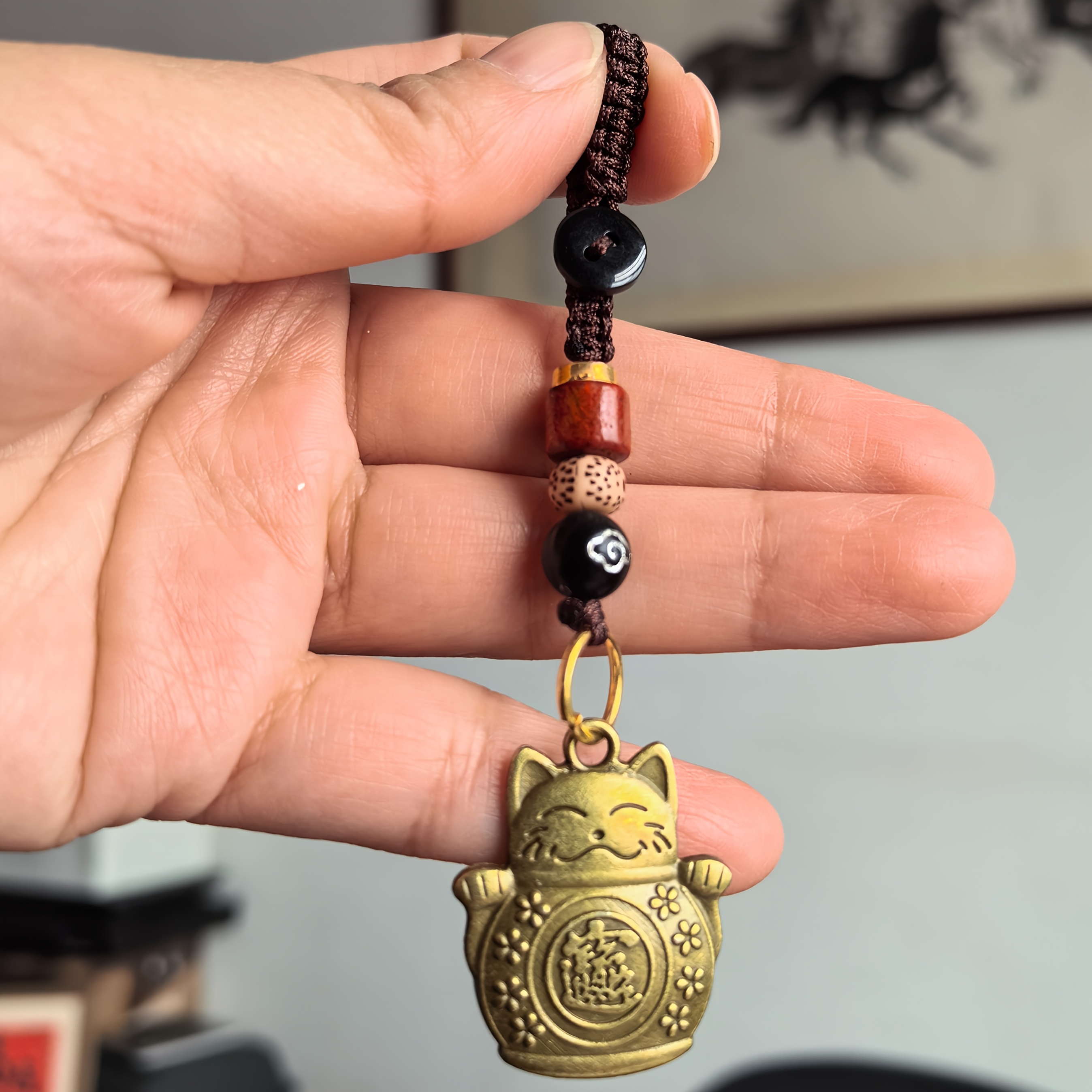 Image of Vintage Mini Brass Keyring, Cute Cat Car Creative Keychain, Bag Pendant, Hollow-out Cat Vintage Keychain For Men And Women