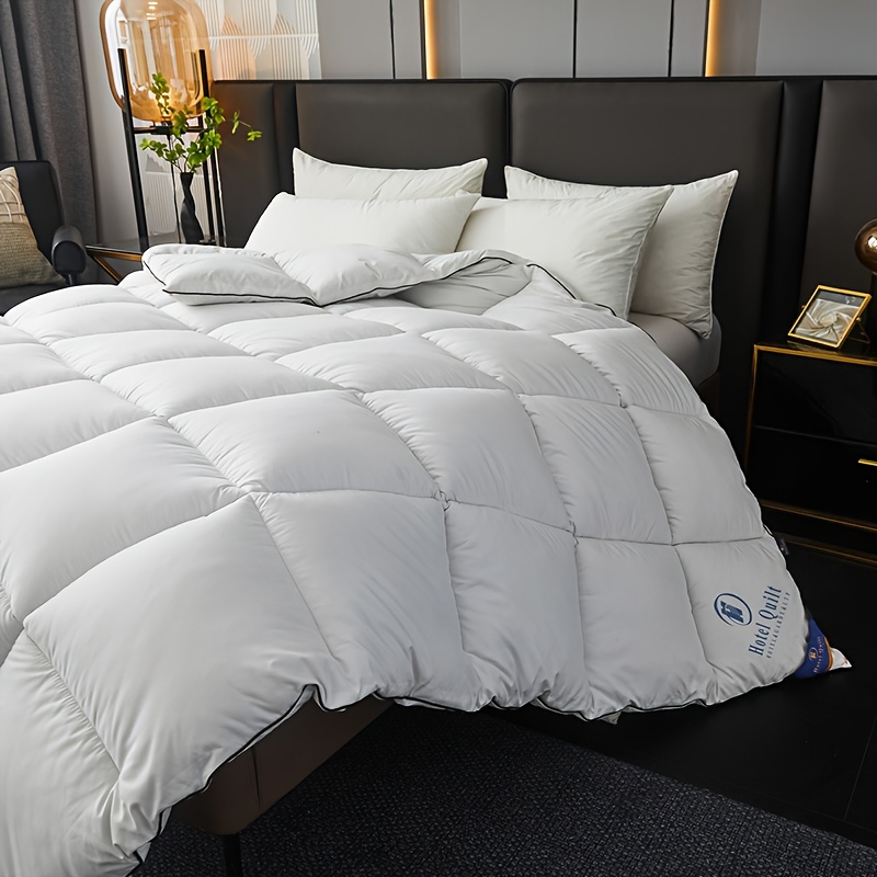 1pc of Luxury Hotel-style Spring/autumn Quilt, Extra Thick, Soft, and Warm. Winter Quilt with Quilted Design, Suitable for All Seasons. Ideal for Dormitories, Rental Apartments, and Bedrooms
