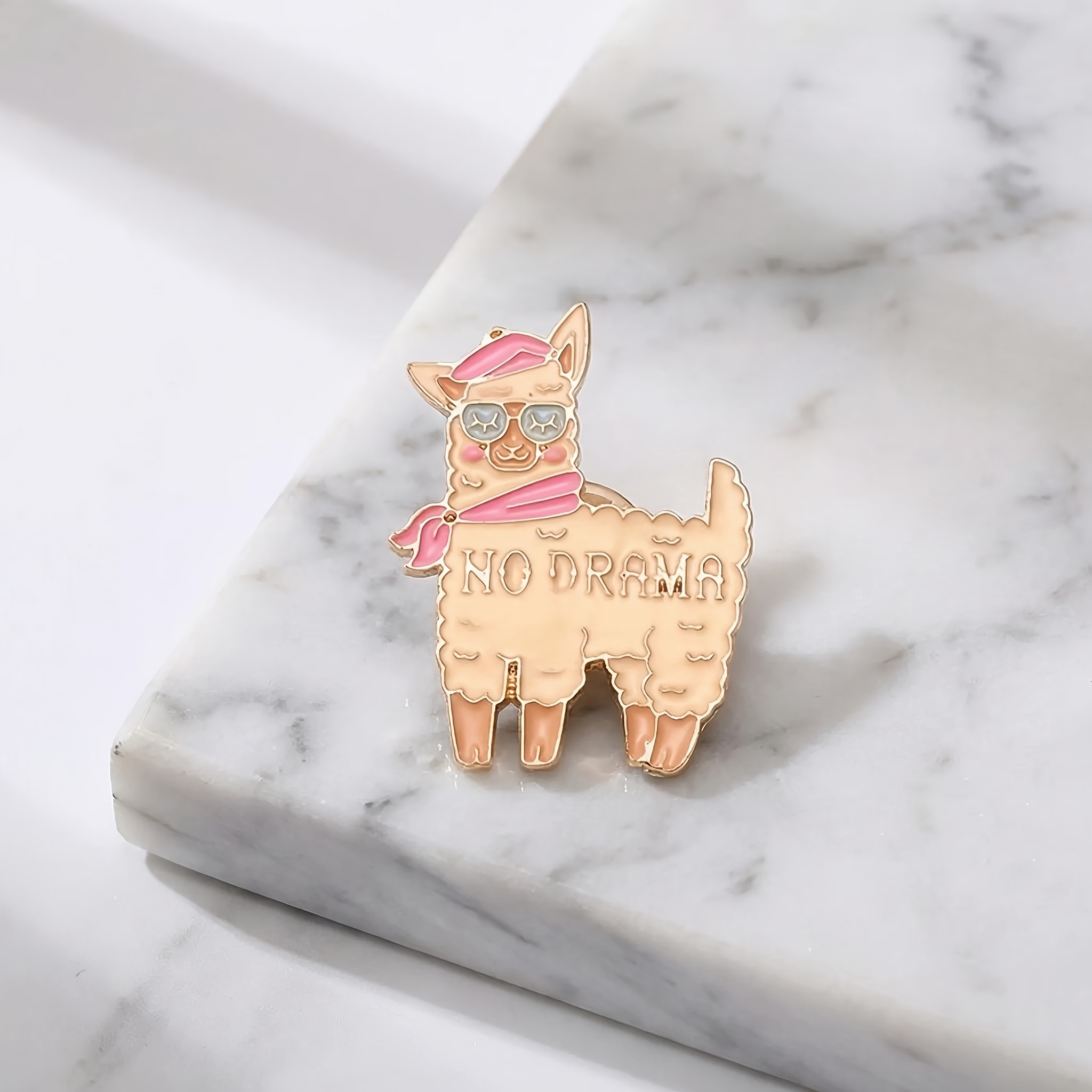 Image of Cute Cartoon Pink Hat Badge, Cute Cartoon Niche Animal Design Suitable For Clothes, Backpacks, Jackets, Exquisite Matching Badges