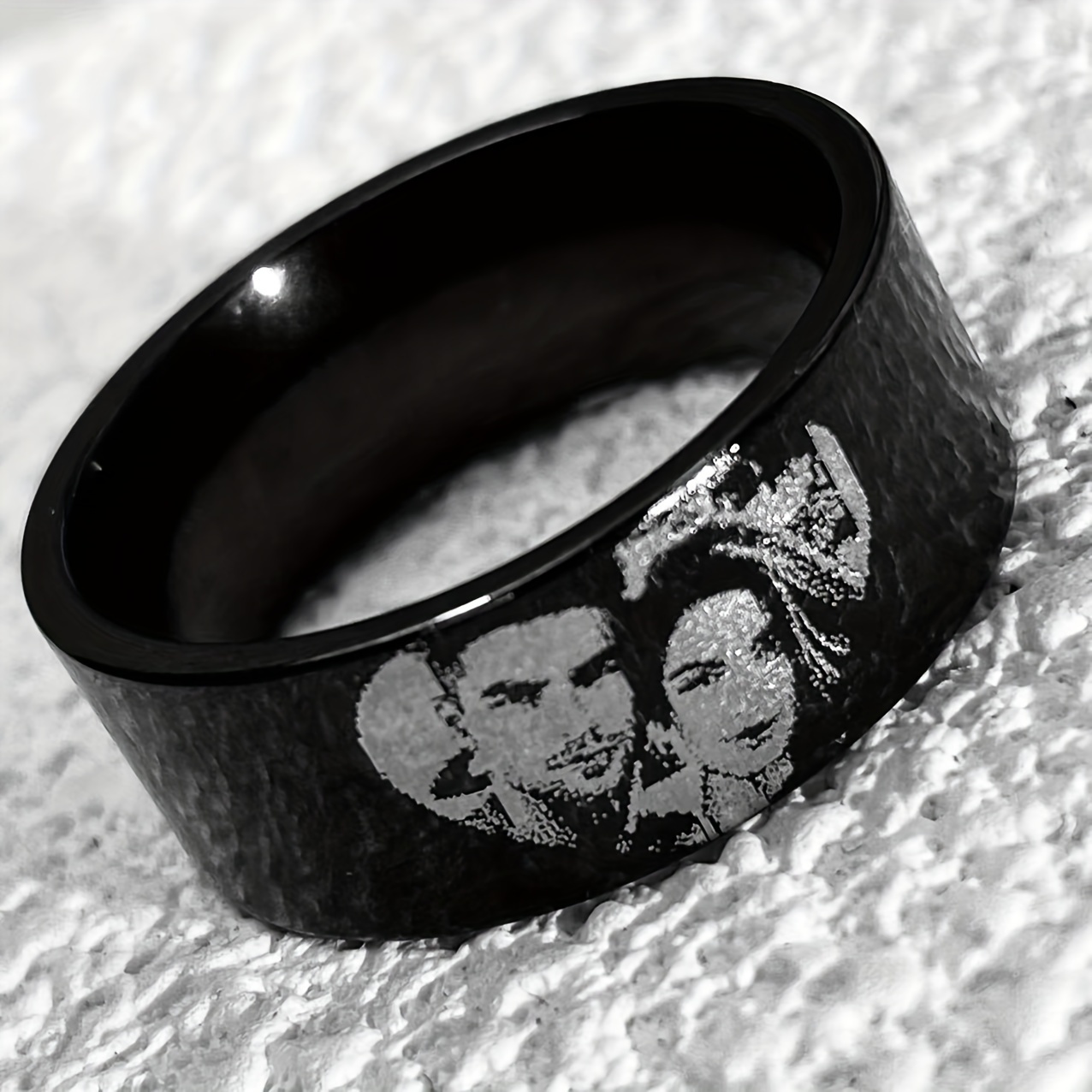 E-shop [Benutzerdefiniertes Produkt] Porträtbild Ring Personalisiert Einzigartiges Graviertes Bild, Poliertes Langlebiges Design - Benutzerdefiniertes