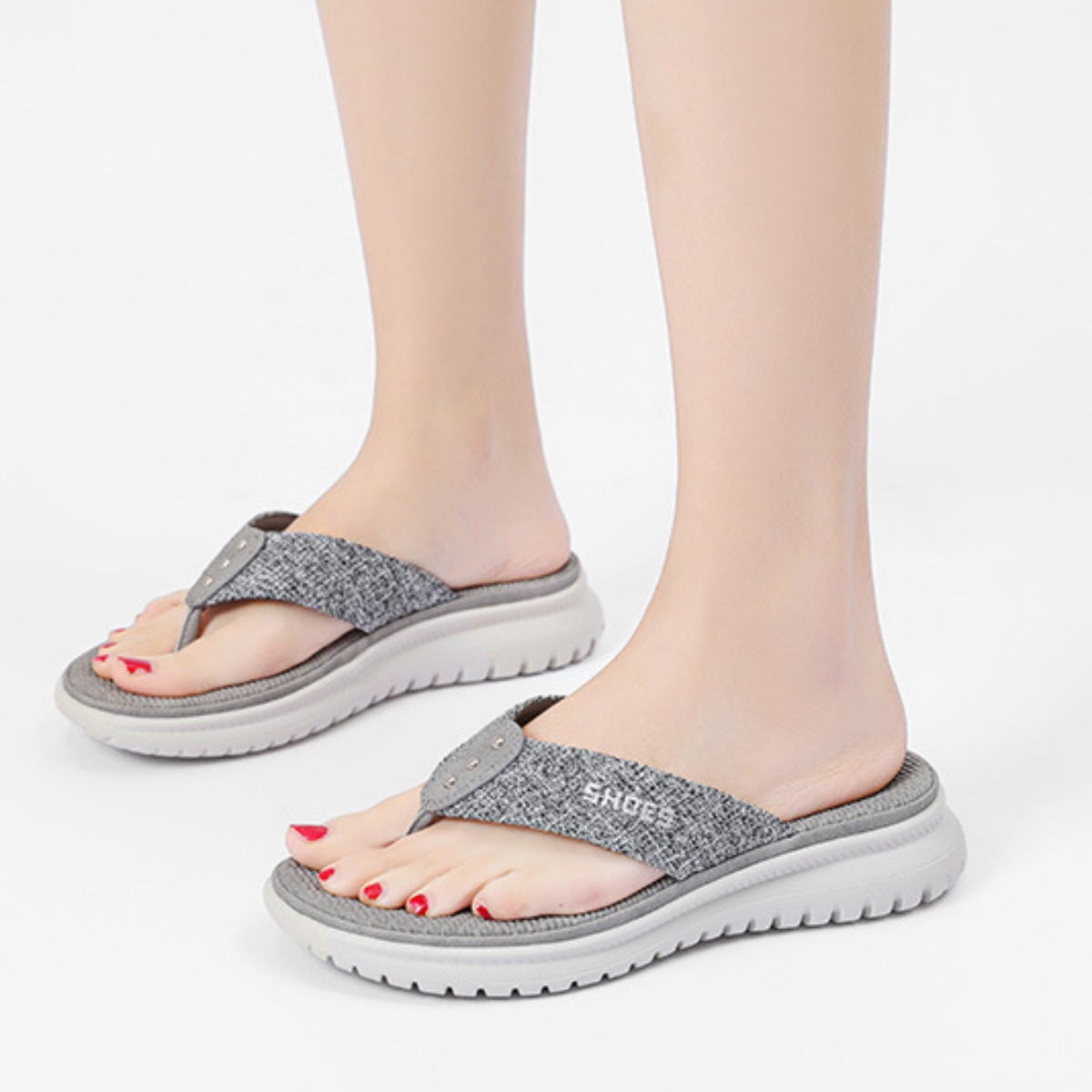 ladies summer flip flops fashionable and simple slippers open toed non slip   shiny casual sports sandals suitable for indoor and outdoor use Product details 4