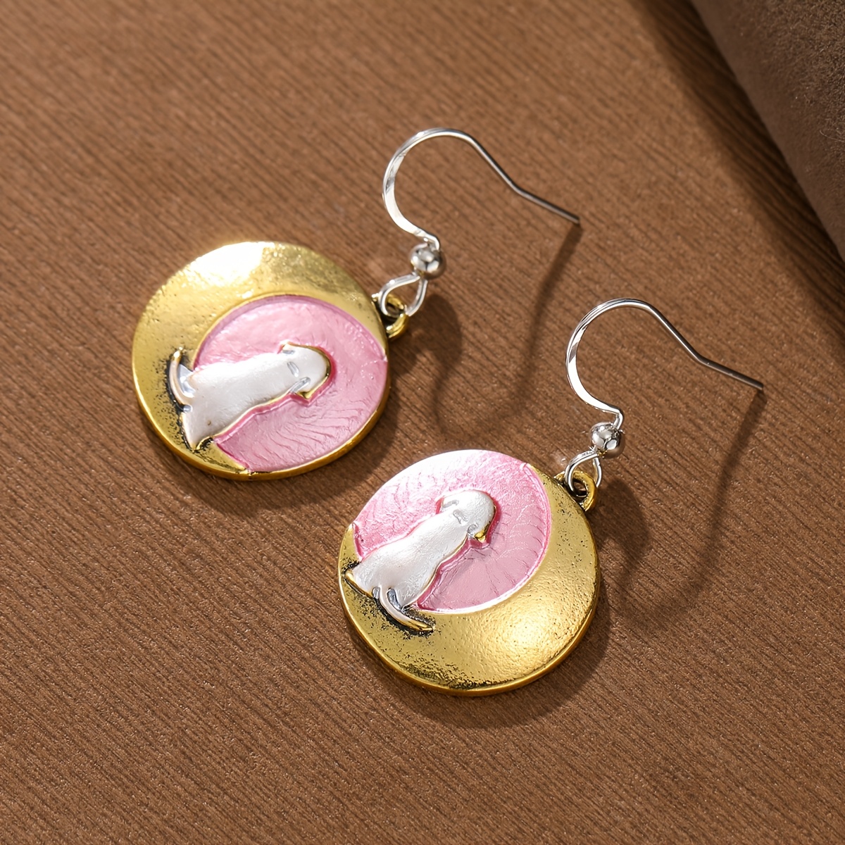 Women's Retro Distressed Two-Tone Dog Moon Earrings, Girly Style
