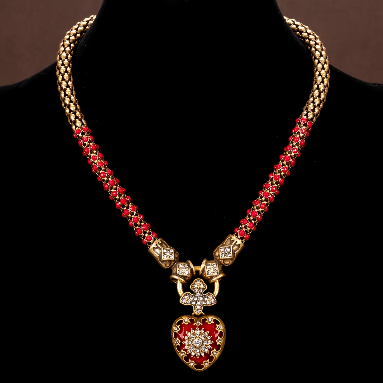 TEMU Parure de collier et de boucles d'oreilles avec petites perles rondes en résine rouge de cœur, motif floral vintage incrusté de strass, convient