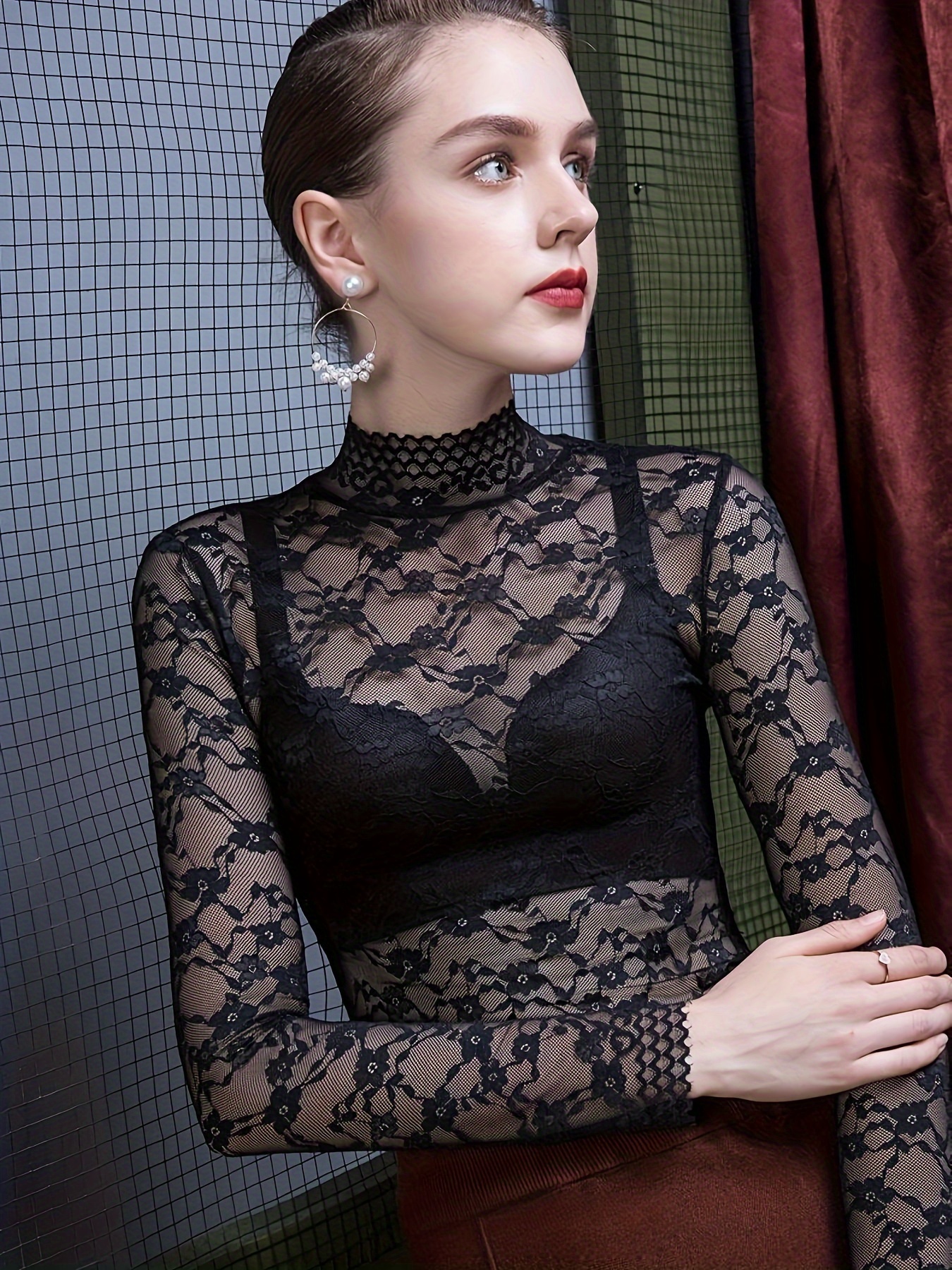 Blouse Élégante Femme en Dentelle Transparente à Manches Longues Panneaux  de Dentelle Noire Fleurie, Col Petit, Haut Toutes