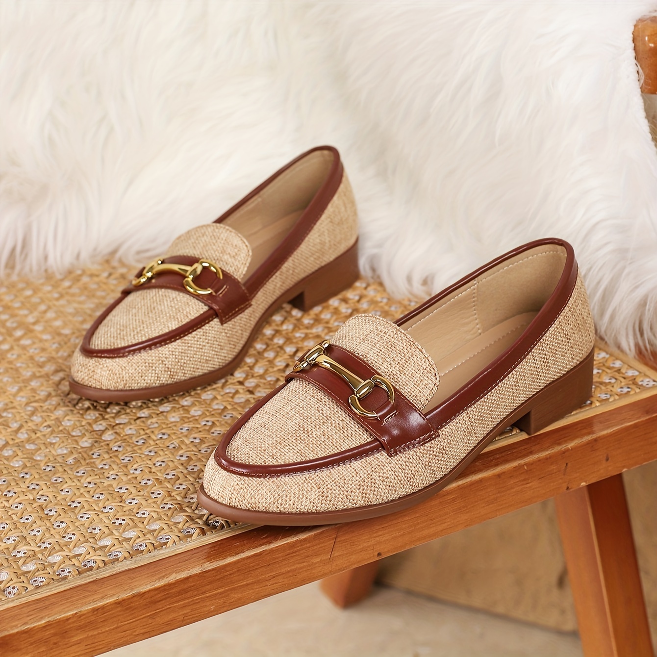Leather Shoes Flat Winter Shoes Ladies Autumn And Winter Style Women's New  Flat Metal One-Strap Retro Braided Loafers, Versatile Color-Matching  College Style Deep-* Loafe