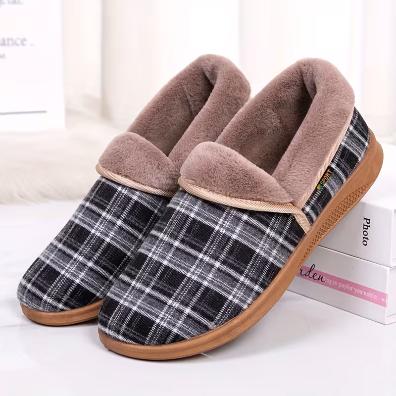 cloth shoes for women winter lined soft sole moms autumn winter style vintage ladies grandmas warm shoes for the elderly women shoes Product details 0