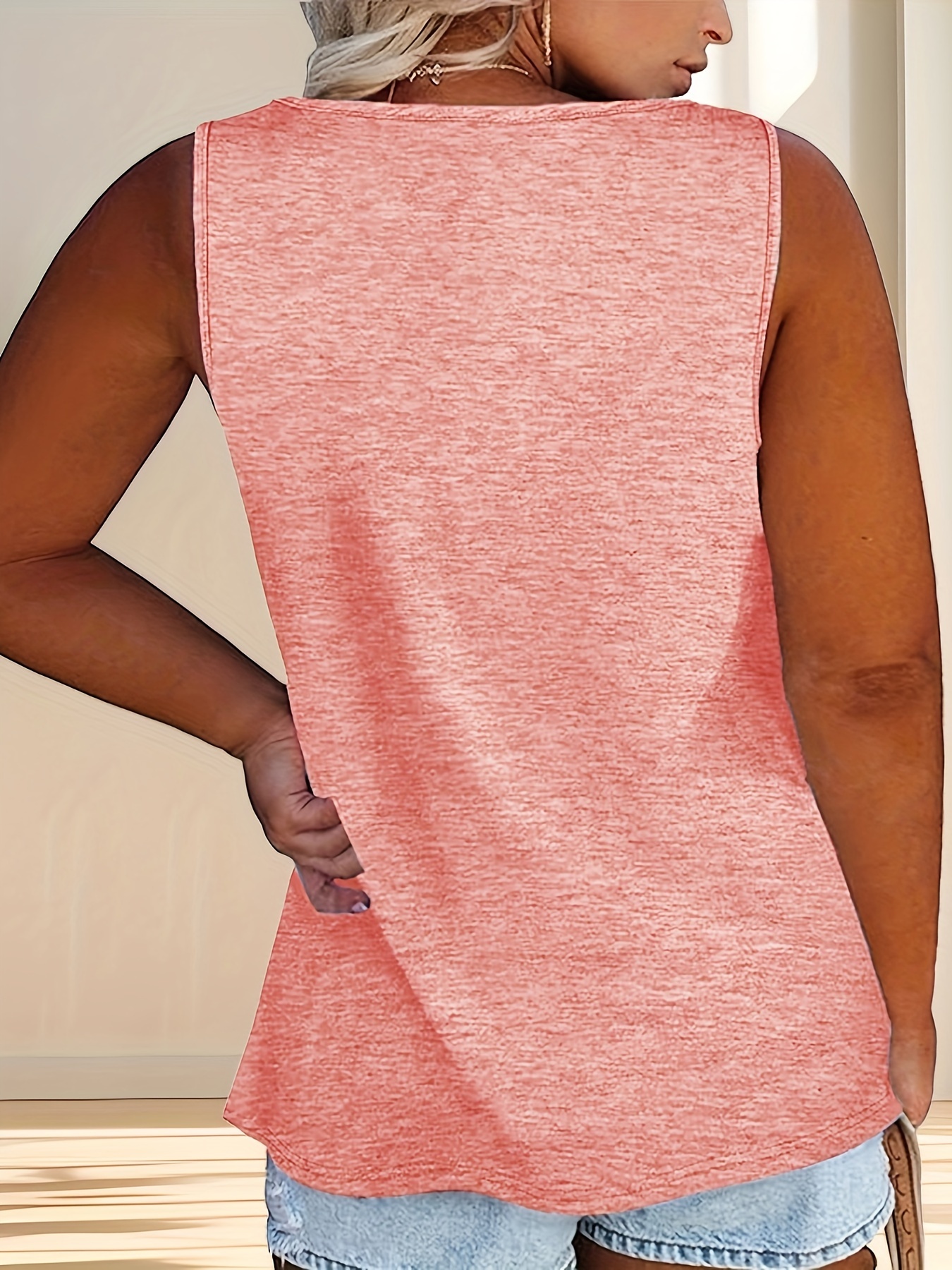 Women'S Plus Size Casual Tank Top with Button Detail - Sleeveless, Solid Color, Stretchy Fabric, Crew Neck, Oversized Fit for Summer Outings, Comfortable Clothing | Relaxed Fit Top | Medium Stretch Materia