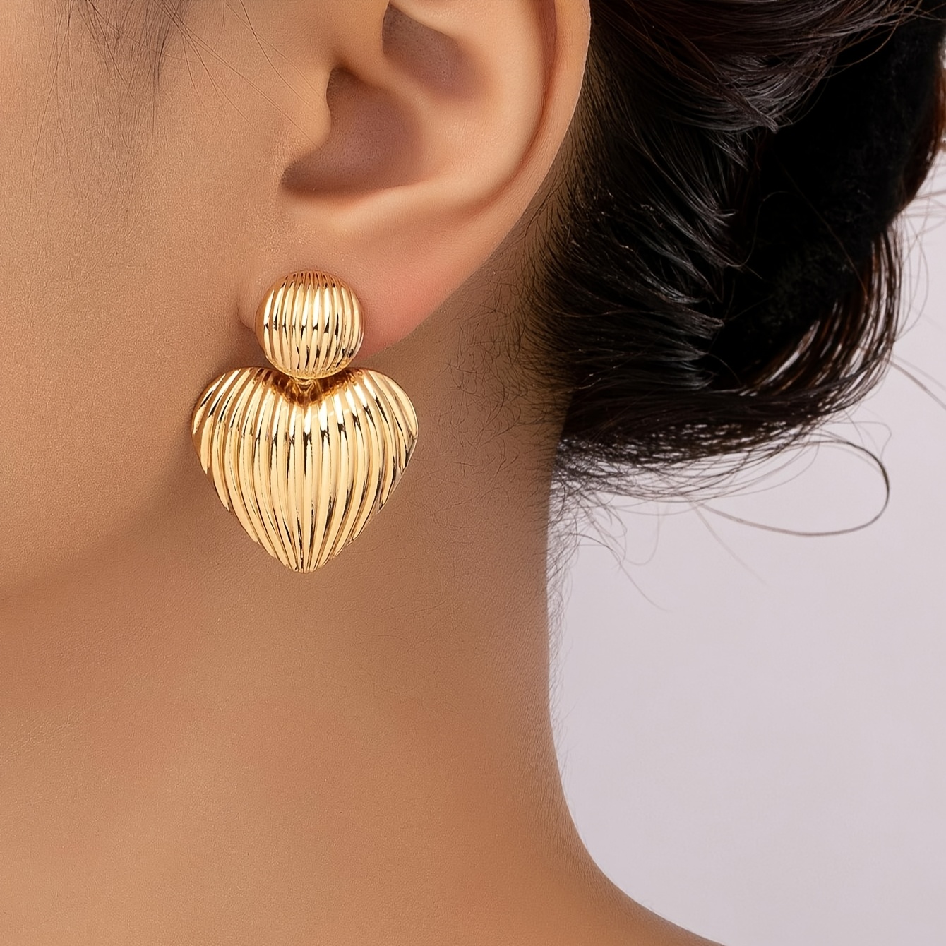 

Ensemble élégant de boucles d'oreilles en fer en de cœur à rayures pour femmes, 2 pièces au design sexy, tige en fer, à au et aux festivals de musique, pour la Saint-Valentin - Convient à toutes les