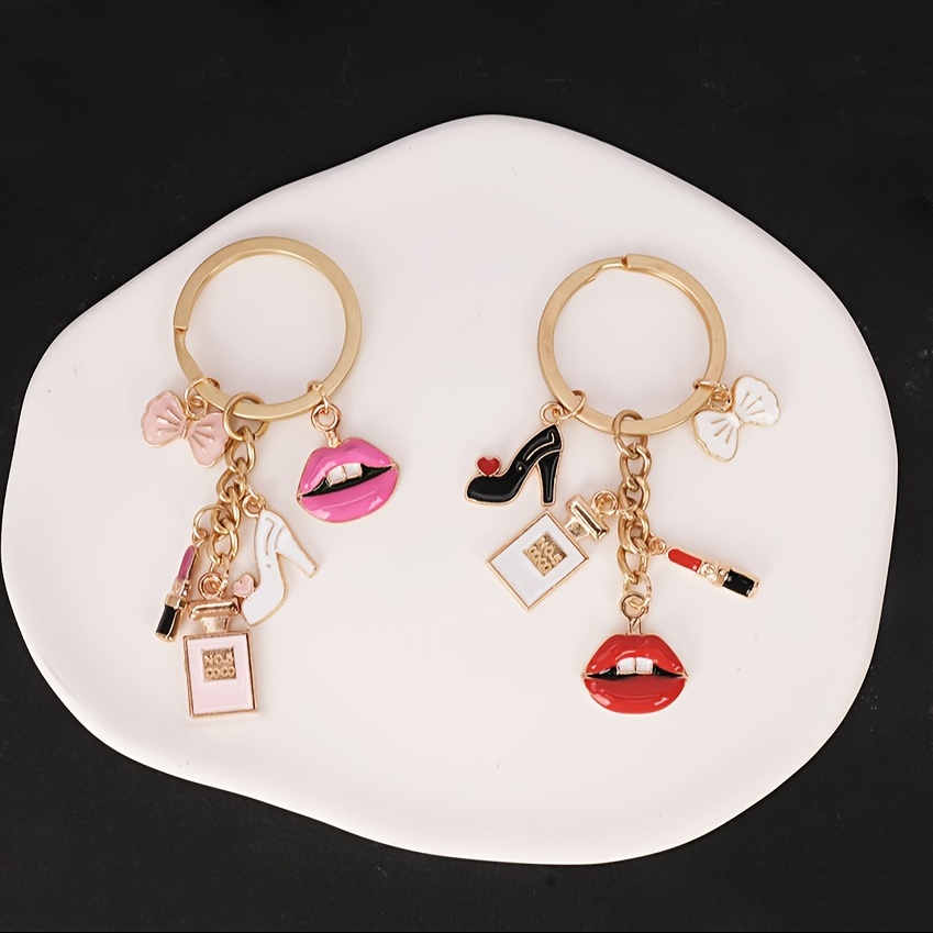 

1pc/2pcs Fashion Forward Kiss Lipstick Perfume Keyring, Car And Bag Pendant, Small Gift