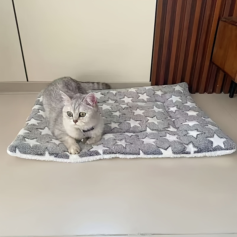 extra thick warm plush cat blanket soft polyester rectangular pet bed with star pattern cozy winter bedding for cats durable   home decor indoor   star pattern bed fluffy texture cat bed Product details 7