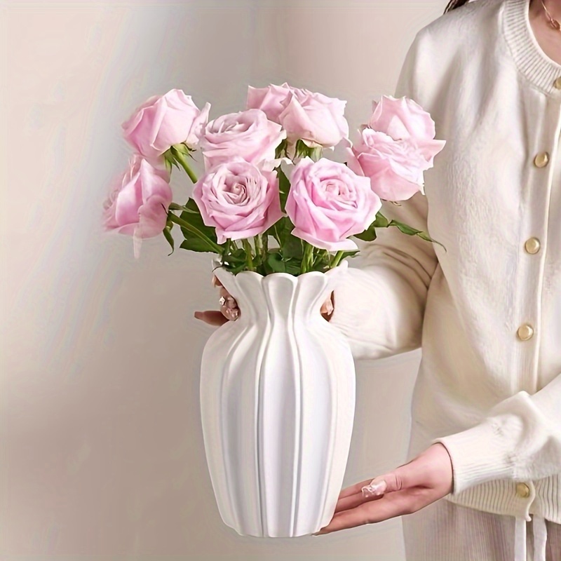 Image of Cream-colored Vase, High-end Ornament For Living Room, Water-based Fresh Flower Arrangement, Creative Ceramic Flower Vessel For Dining Table, Light Luxury Decorative Piece