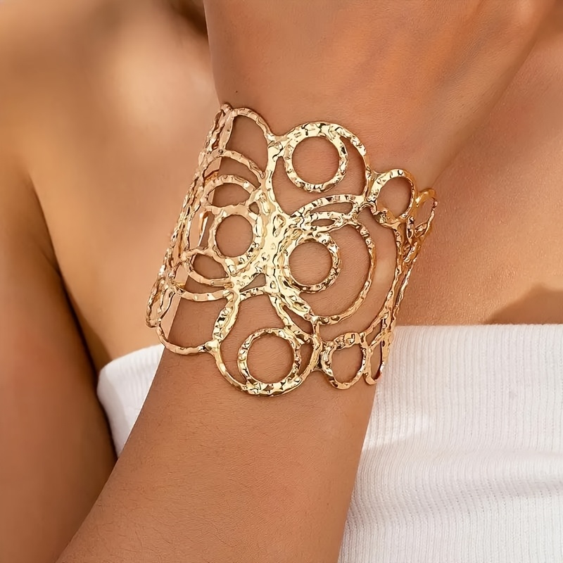 1 Vintage Elegant Pattern Adjustable Open Women's Bracelet, Suitable For Daily Wear In