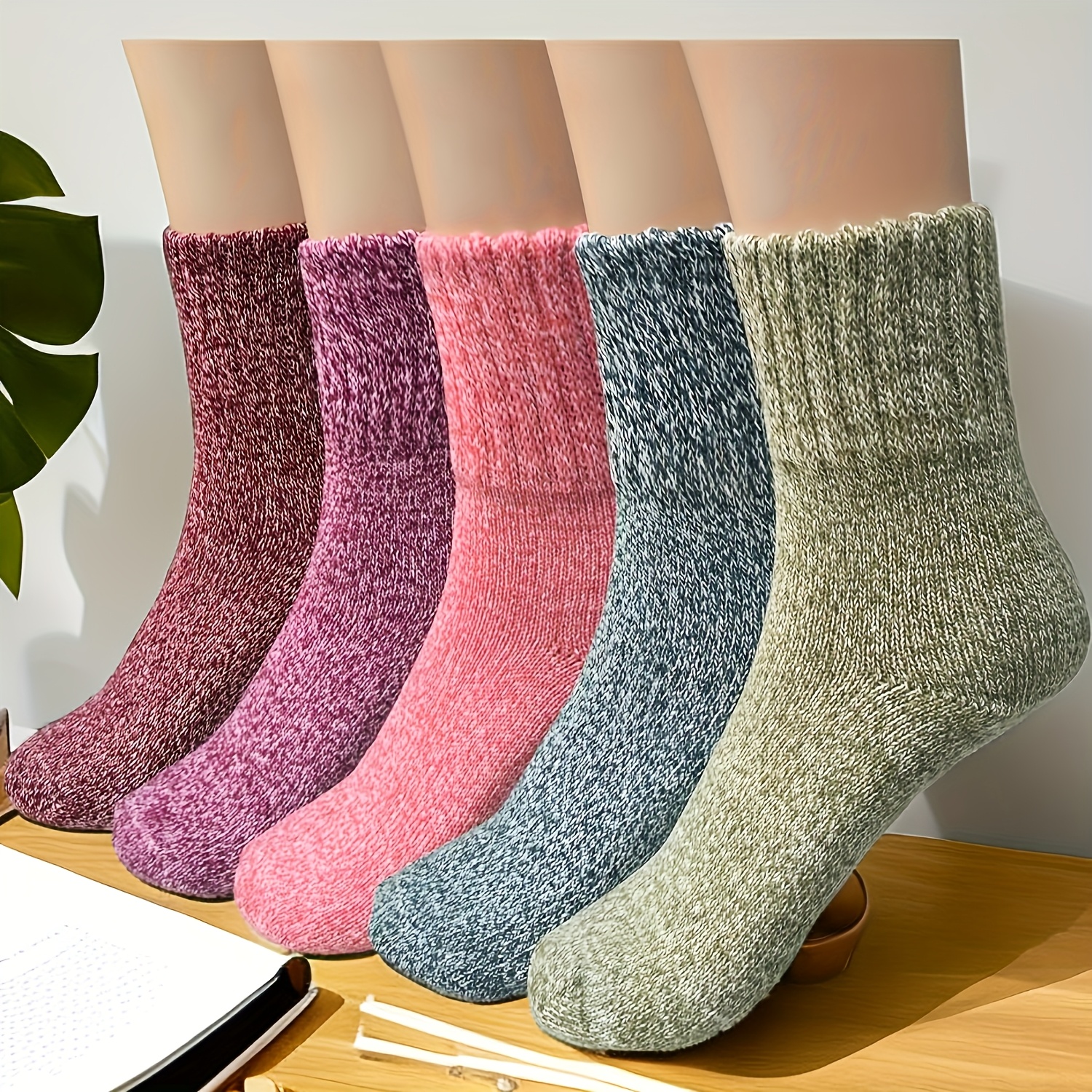 TEMU 5 Pairs Of Women's Socks In A Pack, Mid-calf Length, Warm, Colorful, Thickened, Ethnic Style, Thickened.