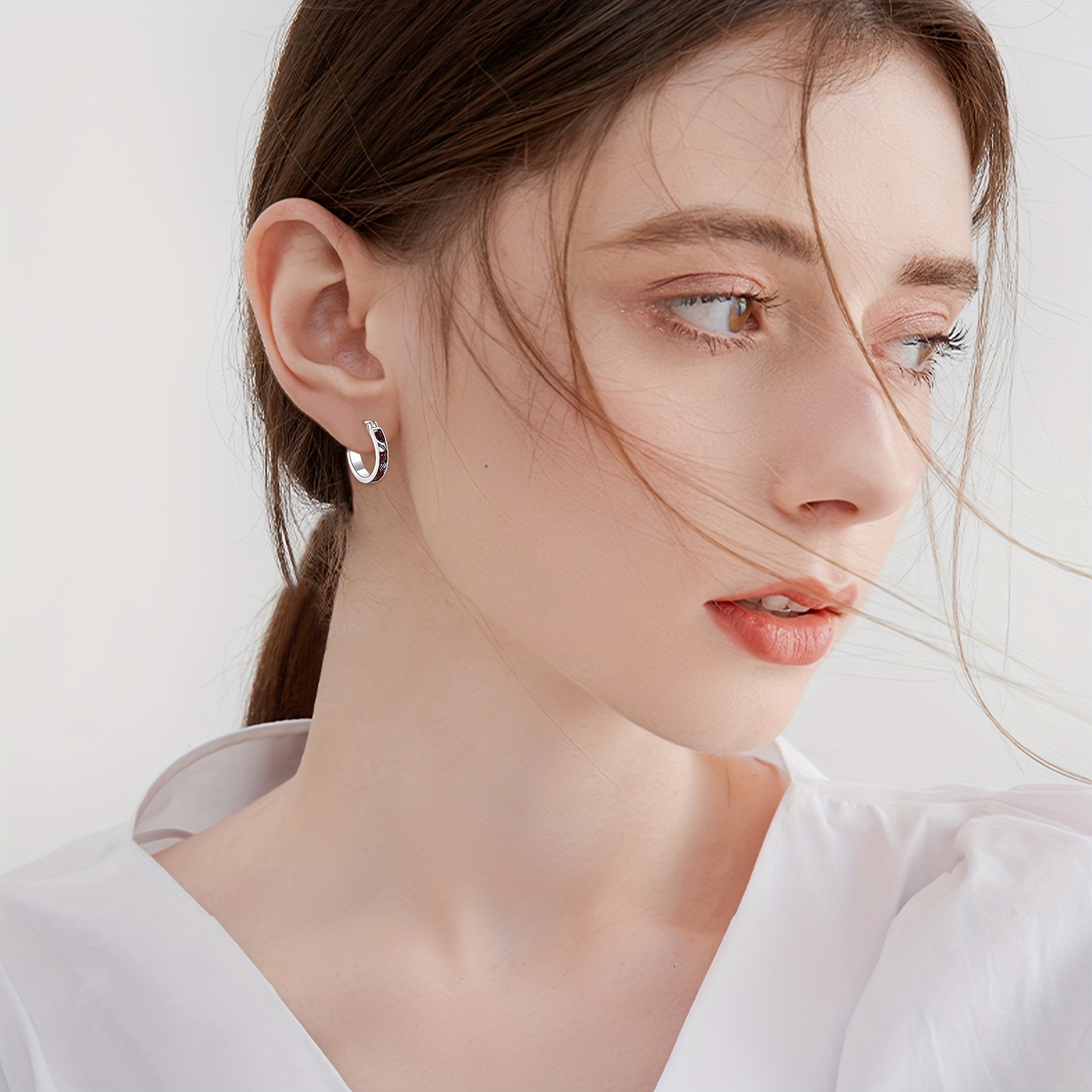 rose earrings in pure silvery s925 Product details 0