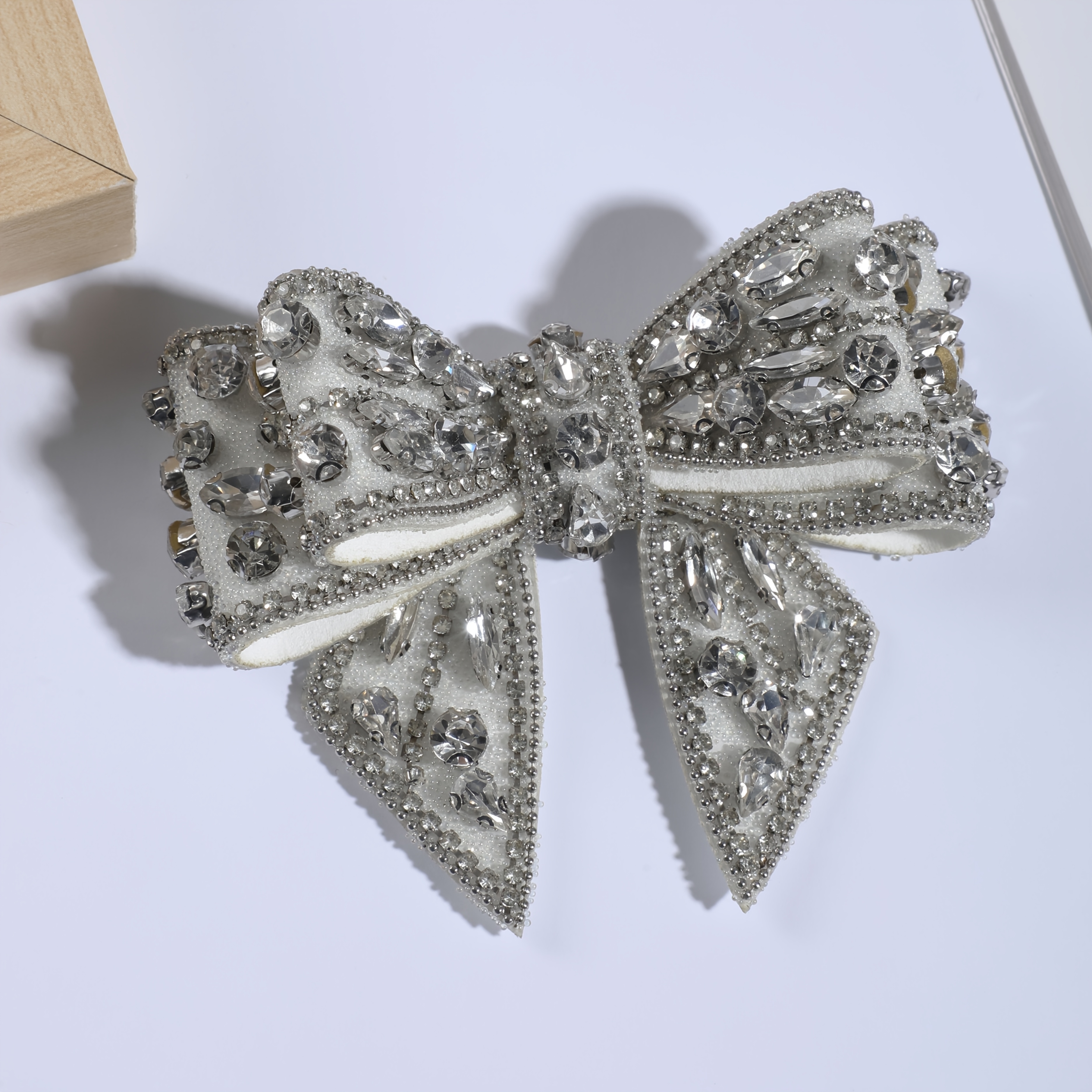 Image of 1pc Women's Fashion Shiny Artificial Rhinestone Decorative Bow Tie Suitable For Parties, Holidays, And Evening Events