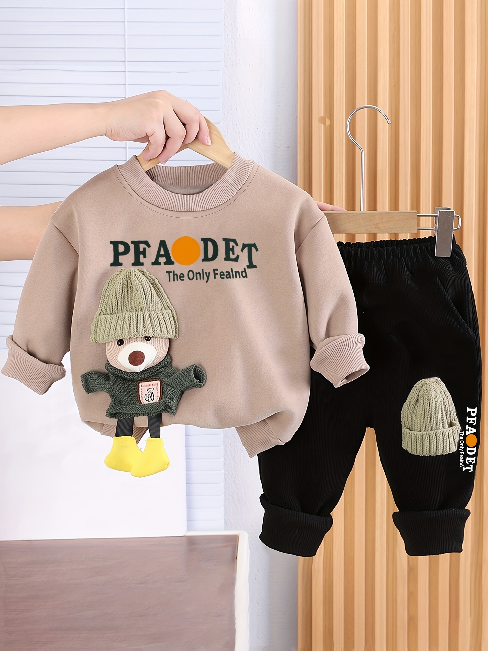 autumn and winter boys grey round neck english language printed sweatshirt and tapered long pants set with cartoon bear accessories design   suitable for   occasions suitable for outdoor wear suitable for school wear boys set   outdoor Product details 1