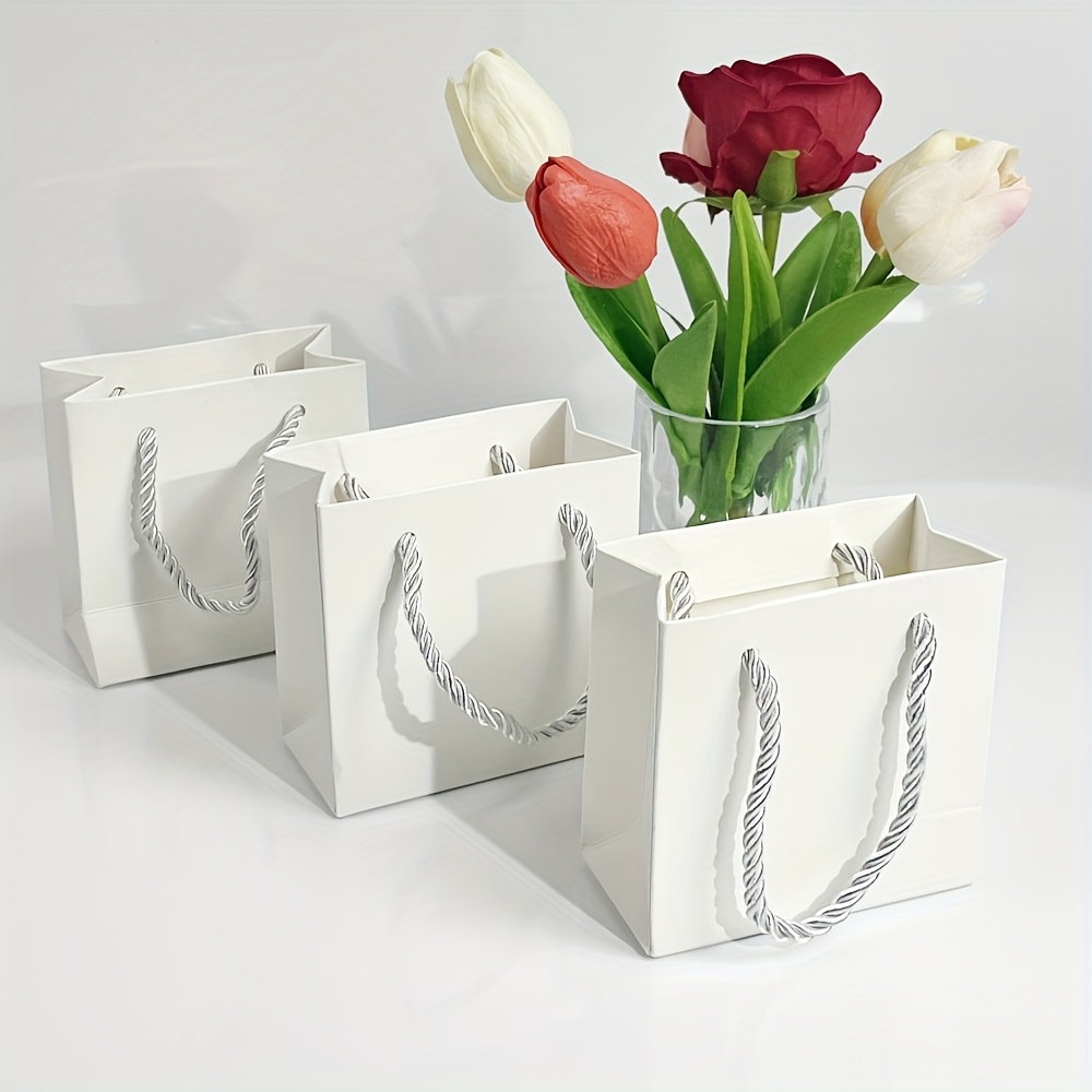 JUNESHE Mini-Geschenktüten Mit Griffen 4 Stück | 11,9x5,6x16,3 Cm, Inkl. Seidenpapier | Weiße Kleine Papiertüten Für Schmuck & Kleinigkeiten