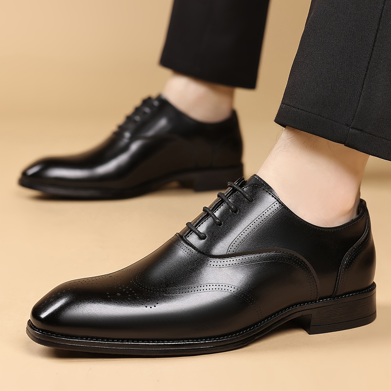Men's Dress Shoes Formal Business Wingtip Oxfords - Upper & Rubber Sole Low-Top Lace-Up Wedding, Office & -Casual Shoes with Wingtip - - Wearable for Year-Round Use Suitable for Weddings, Meetings, Daily & Special Events