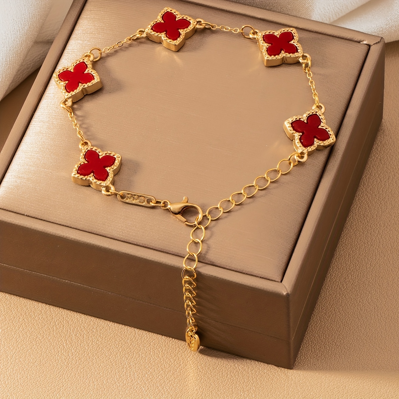 Golden-Tone Lucky Clover Elegant Bracelet with Red Enamel Chain Perfect for Valentine's Day, Mother's Day, Teacher Appreciation, and Back-to-School Gifts, Teacher Appreciation Gift|Elegant Bracelet Design|Durable Chain Bracelet 1pc