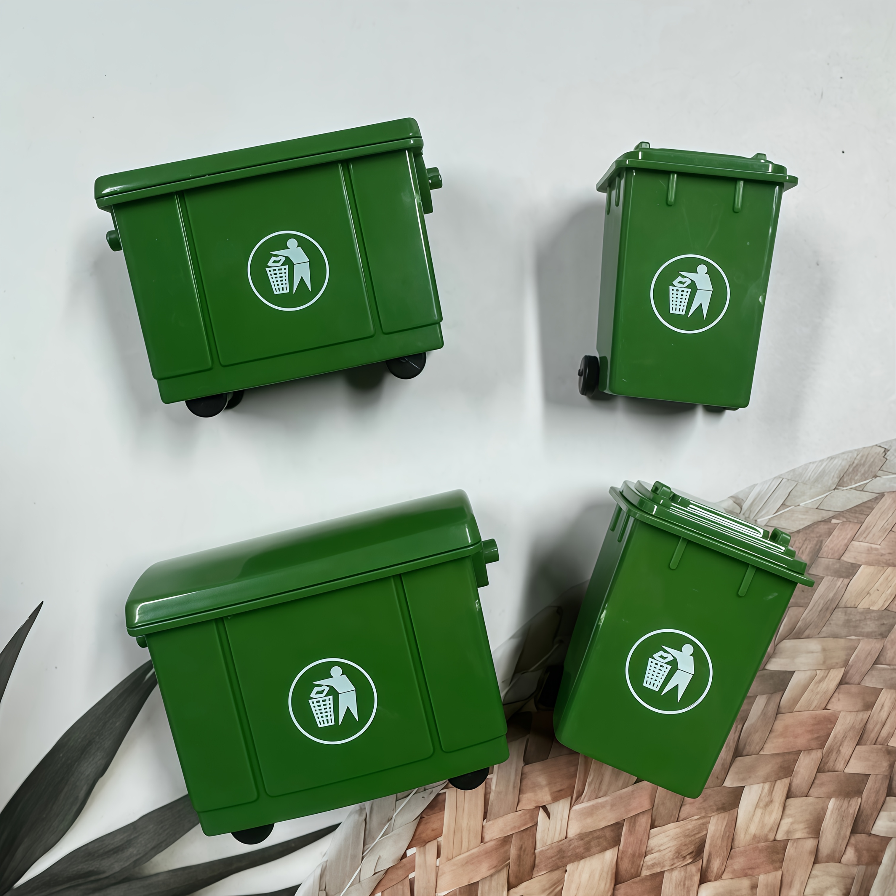 Image of 4-pack Mini Trash Cans Outdoor Scene With Model Miniature Additions, Suitable For 1:12 Scale Dollhouse, Miniature Model, Perfect Collectible And Holiday Gift, Statue Ornaments