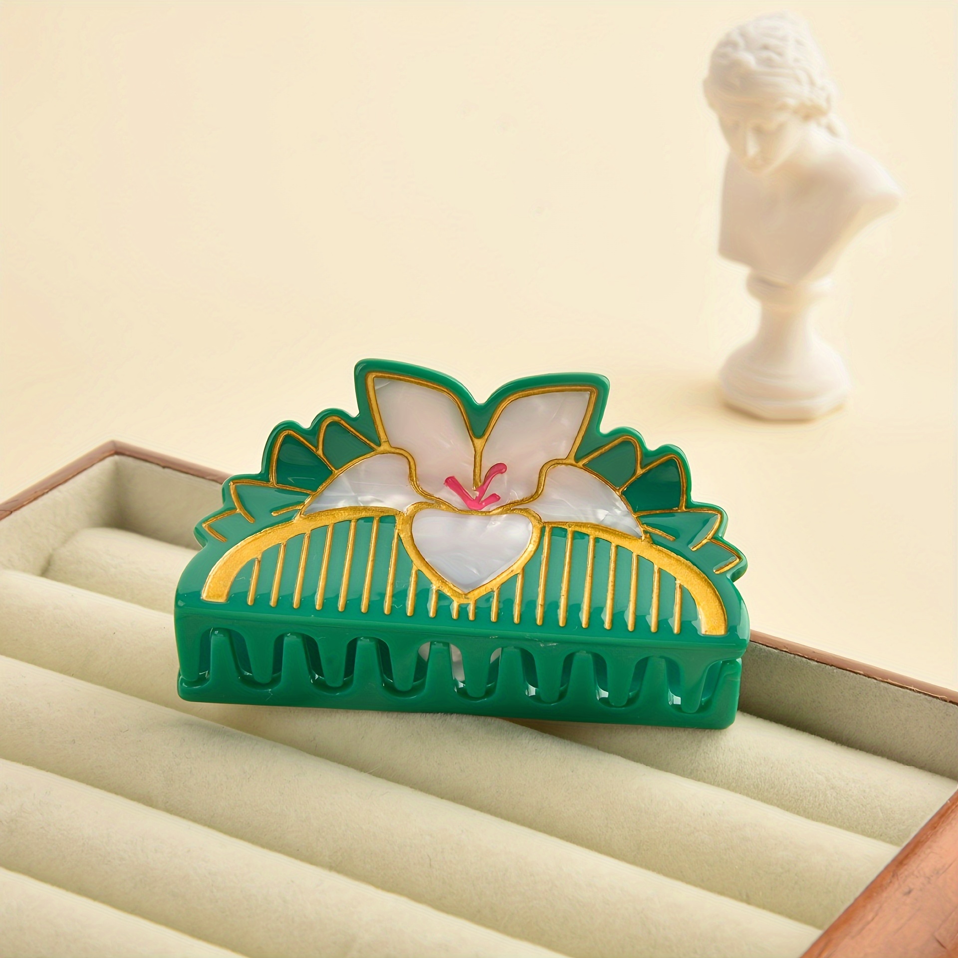 

Elegant Green Acetate Hair Clip With Floral Design - Medium Size, Suitable For Ages 14 And Up