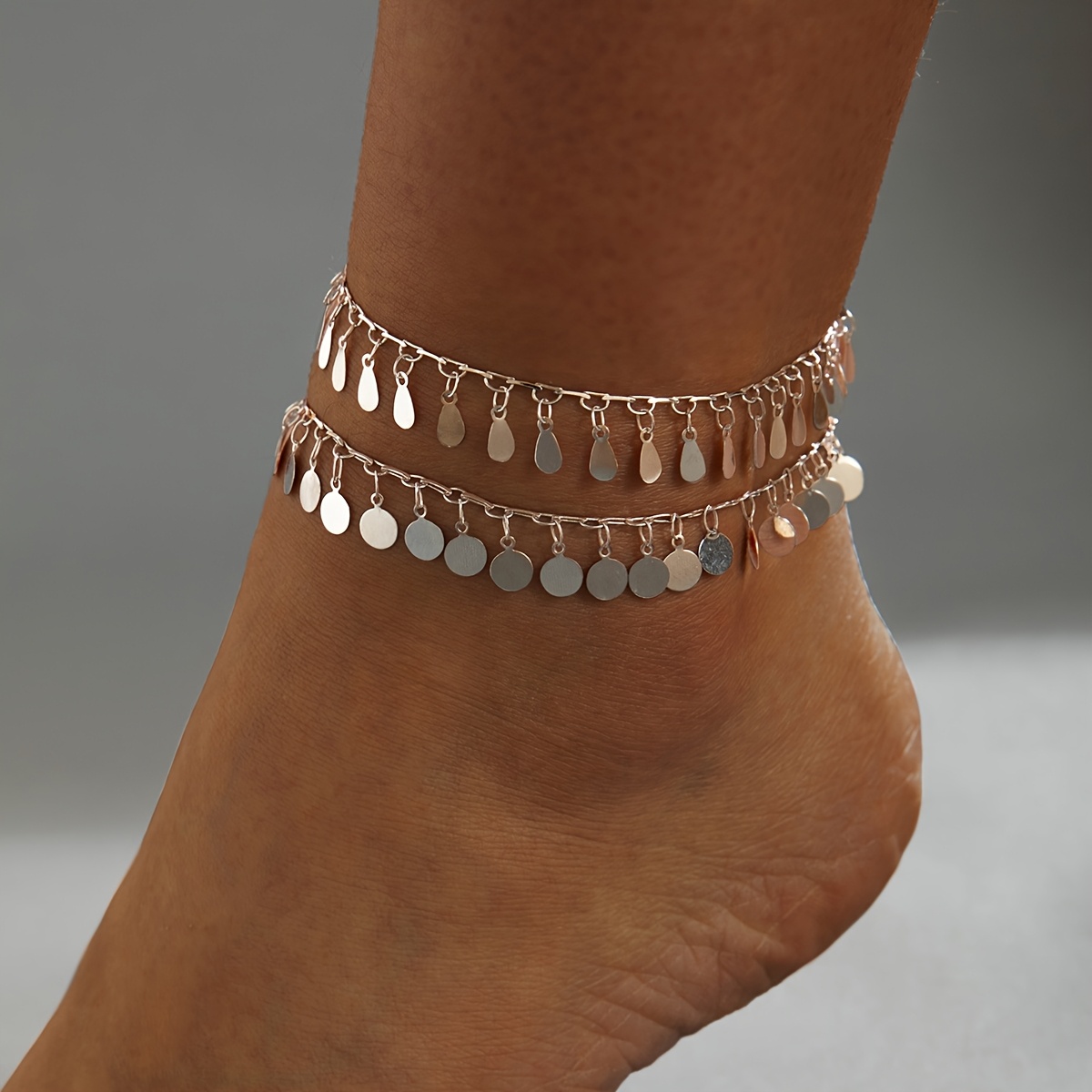 2pcs Fashionable Retro Tassel Round Oval Pendant Sequin Women'-layer Temperament Anklet Set Suitable For Daily Parties And Gatherings (number Of Discs Not Fixed)