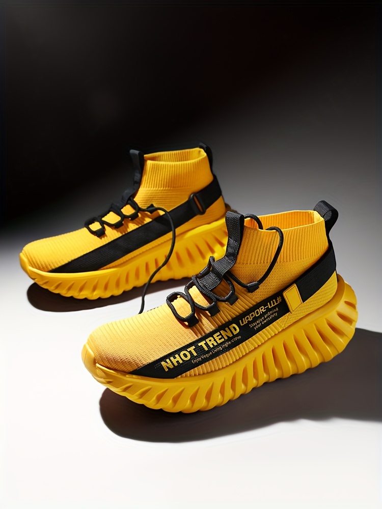 Men's Lightweight Sneakers with Non-Slip Rubber Sole, Low-Top Dad Shoes for All-Day Comfort, Suitable for Fitness, Running, and Walking. Features Lace-Up Design, Durable Nylon Upper, Versatile for Casual and Formal Wear, Trendy and Stable Fit