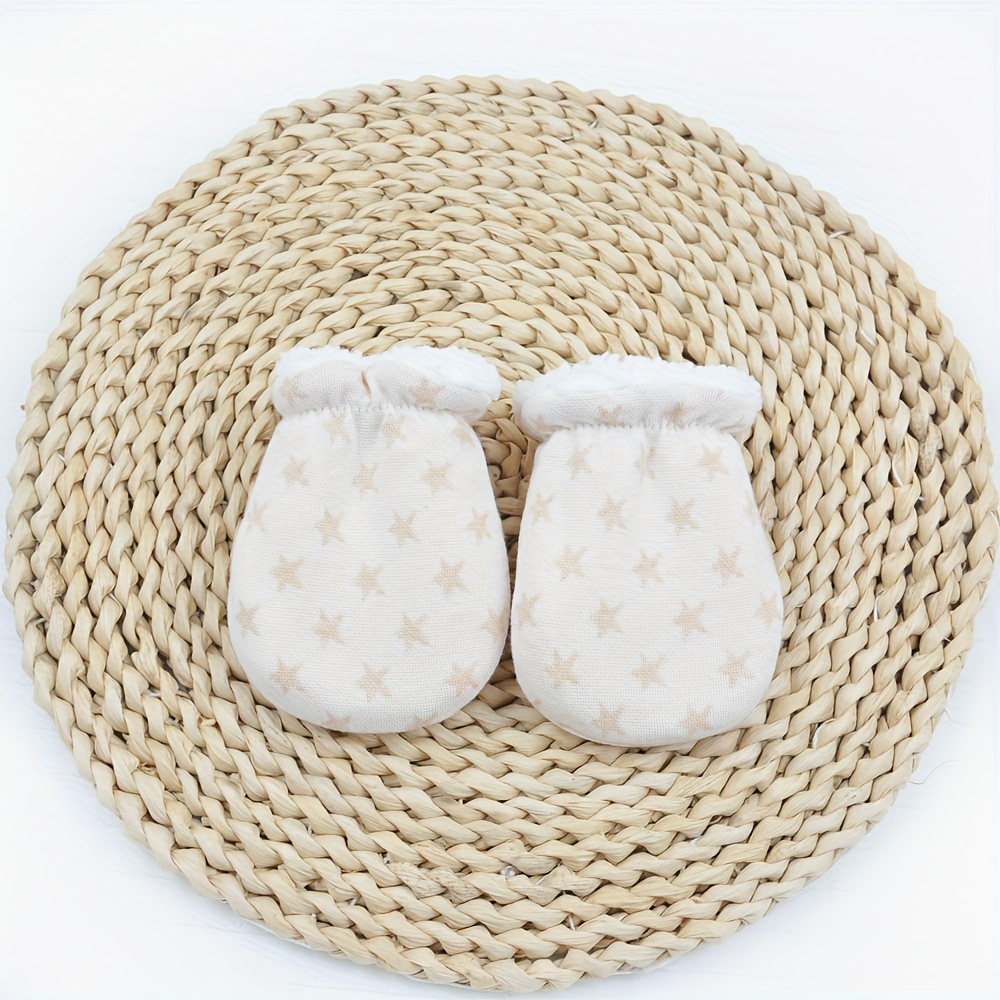 Image of Boys' And Girls' Anti-scratch Gloves, Newborn Autumn/winter Thickened Thermal Gloves