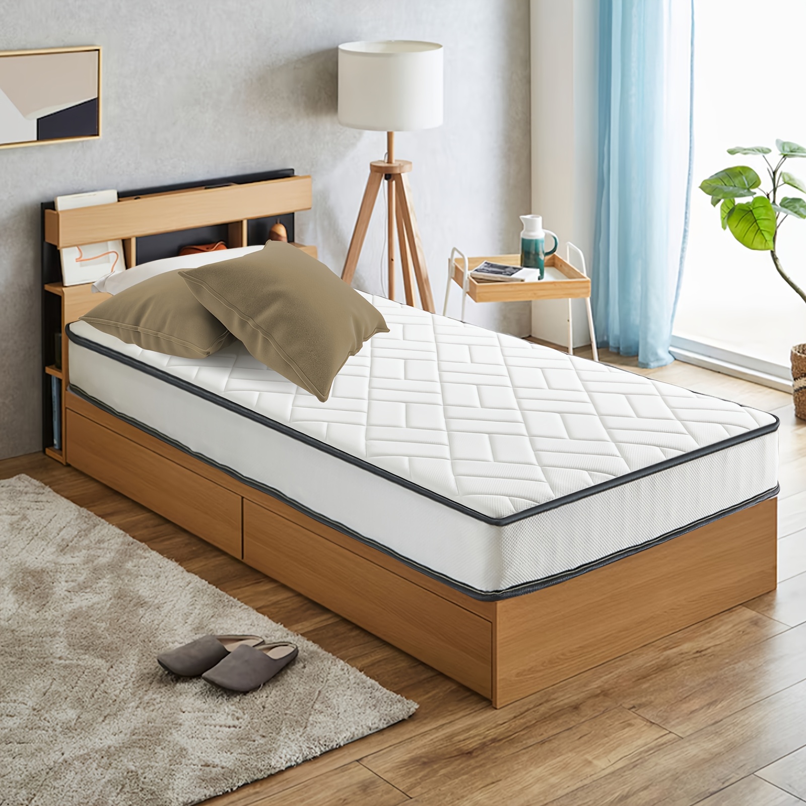 

6 Inch Hybrid Mattress In A