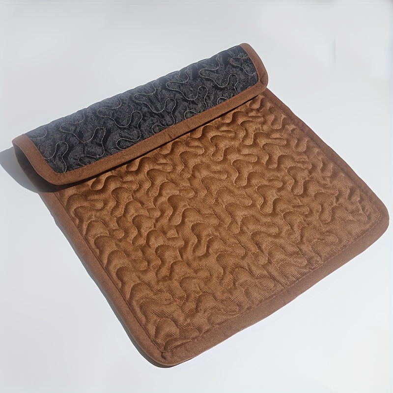 TEMU 1pc Thickened Winter Pet Mat 3-layer Cold-resistant Warm Pet Sleeping Pad Nest Mat Comfortable Mattress With Anti-slip Particles
