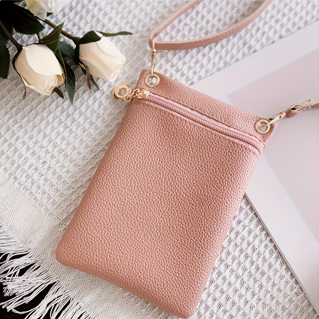 Solid Color Portable Cell Phone Bag Simple Versatile Women Outdoor Mini Messenger Handbag_voghion.com
