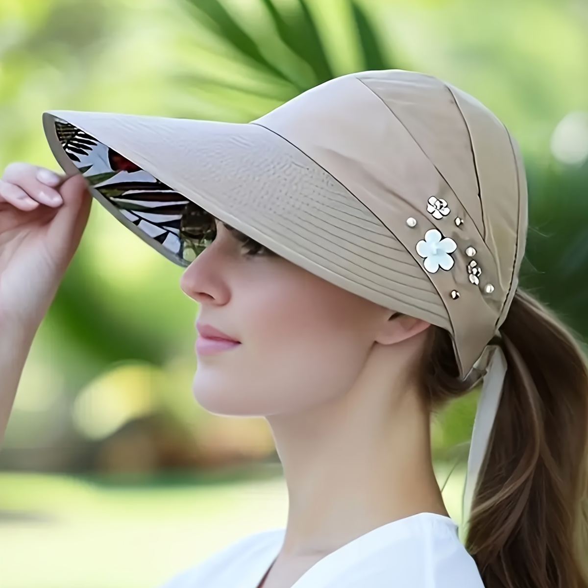 

1pc Imitation Pearl Decor Sun Visors Wide Brim Backless Hats Summer Foldable Ponytail Hats For Women