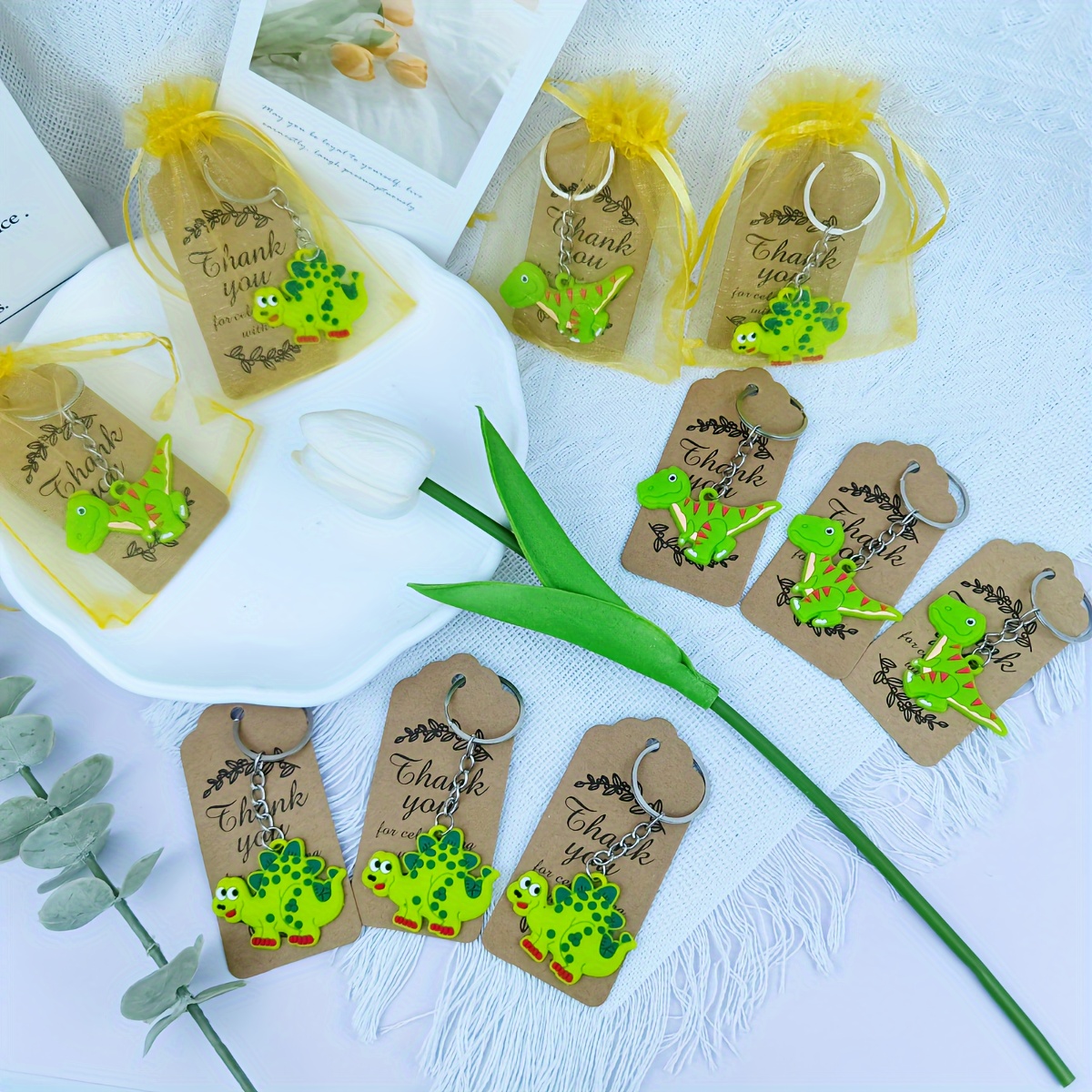 

30pcs, Dinosaur Keychains Party Favors Set Including 10 Dinosaur Key Chains 10 Golden Organza Bags 10 Thank You Kaf Tags For Party Supplies School Reward Birthday Wedding Couple Couple Gift Supplies