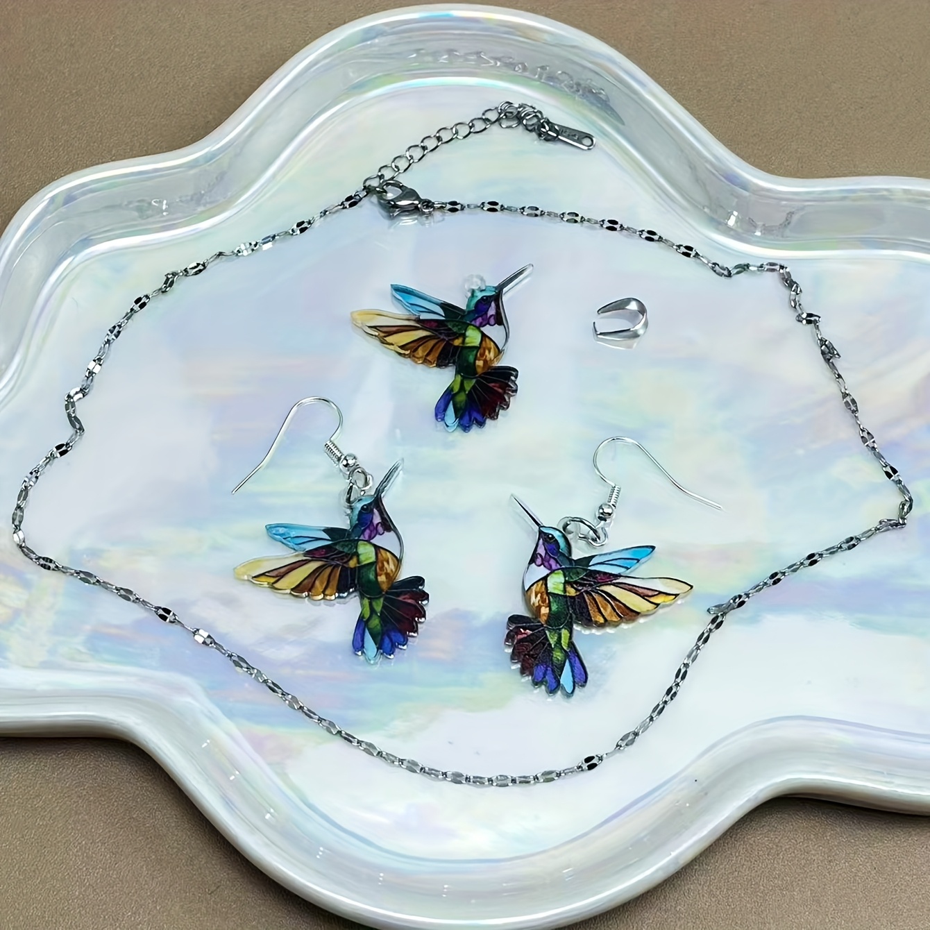 TEMU 2D Flat - [NOUVEAU] Un ensemble de 3 pièces, Collier avec pendentifs et boucles d'oreilles colorés à ressort 2Dflat, Bijoux de haute qualité,