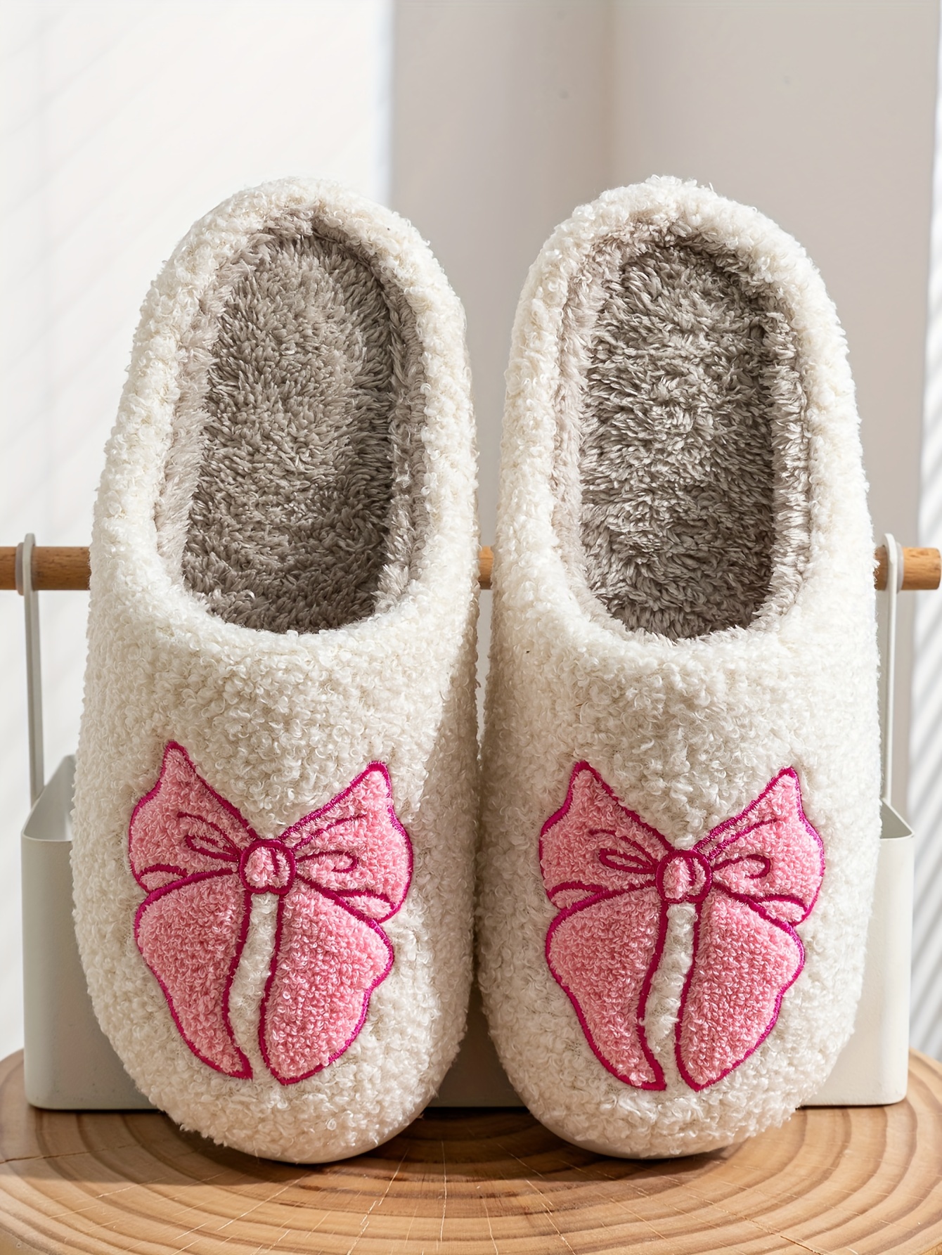 Women's Winter Slippers with Cute Pink Bow - Sweet Corduroy Indoor, Cozy Warm & TPR Sole Suitable for Home, Lounge, Bed - Sweet Style Booties, Women Shoes