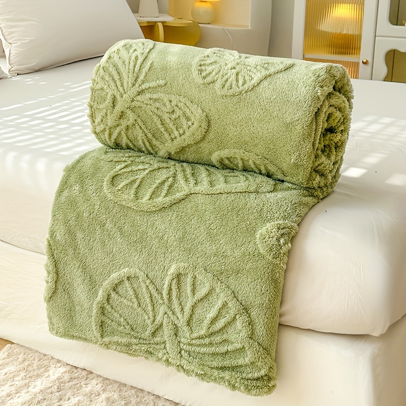 

Lightweight Flannel Throw Blanket - Hypoallergenic, Comfort For Couch & Bed, Machine Washable, Green